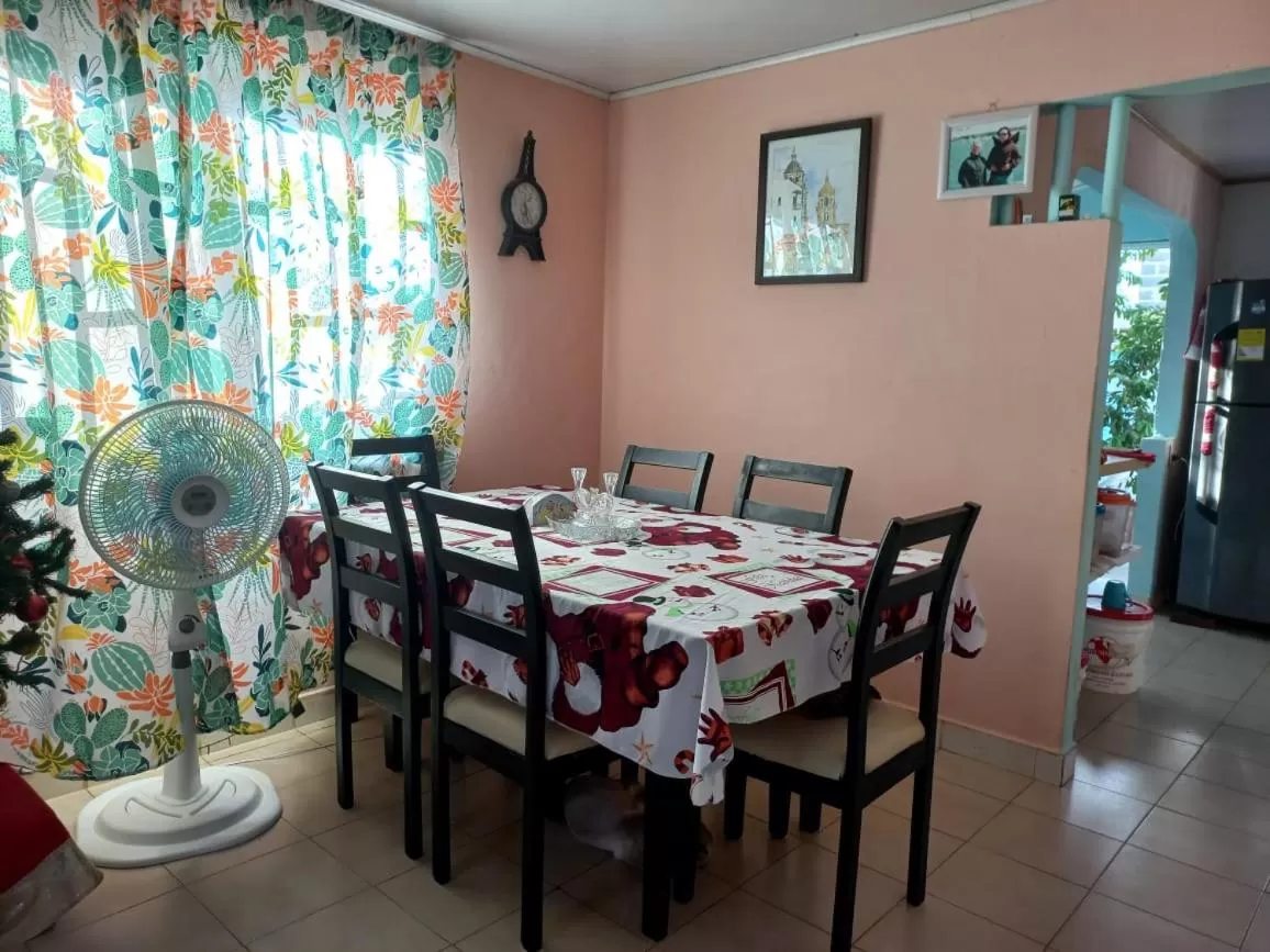 Dining area in Posada Sorybego