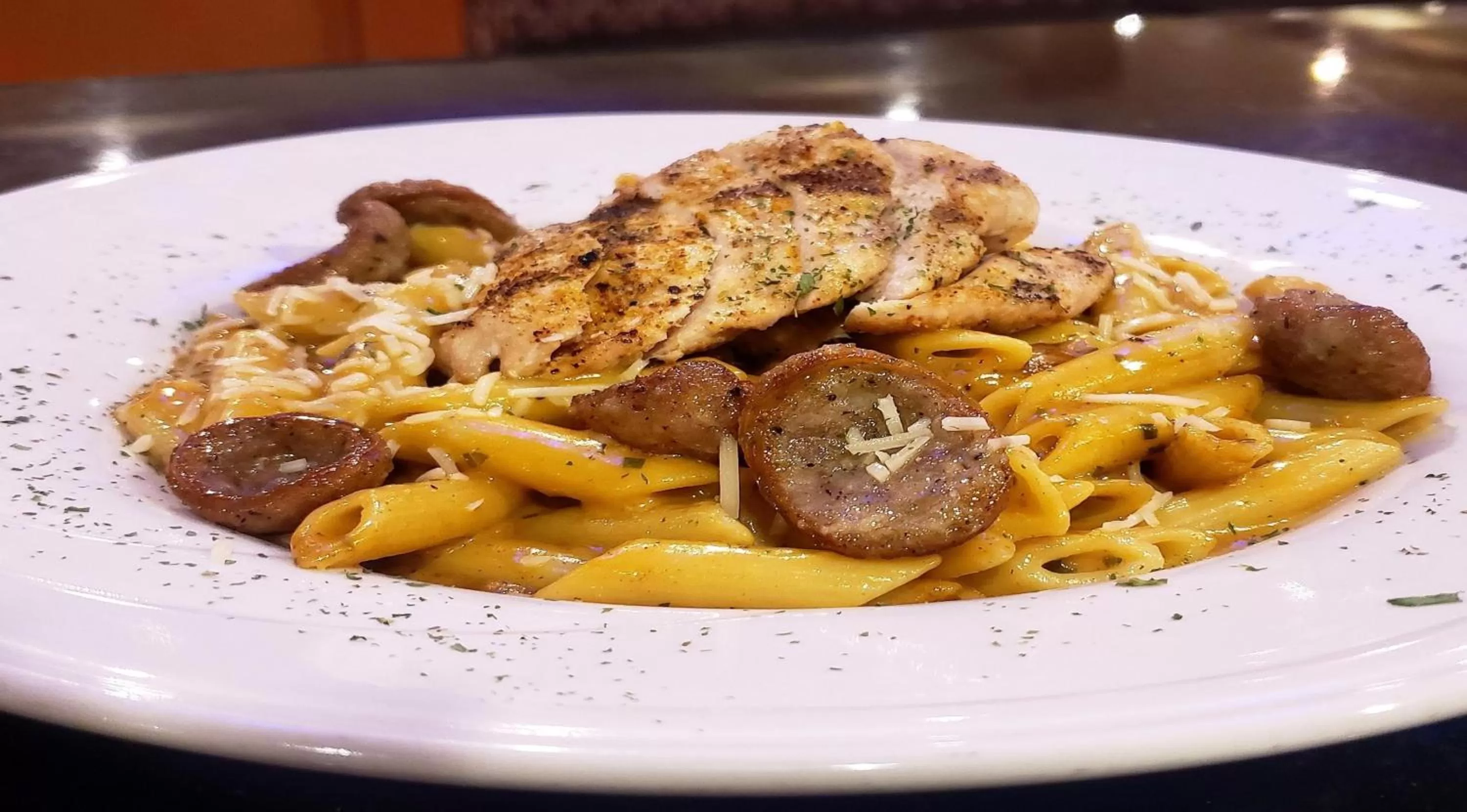 Restaurant/places to eat in Holiday Inn Hotel & Suites Gateway by IHG