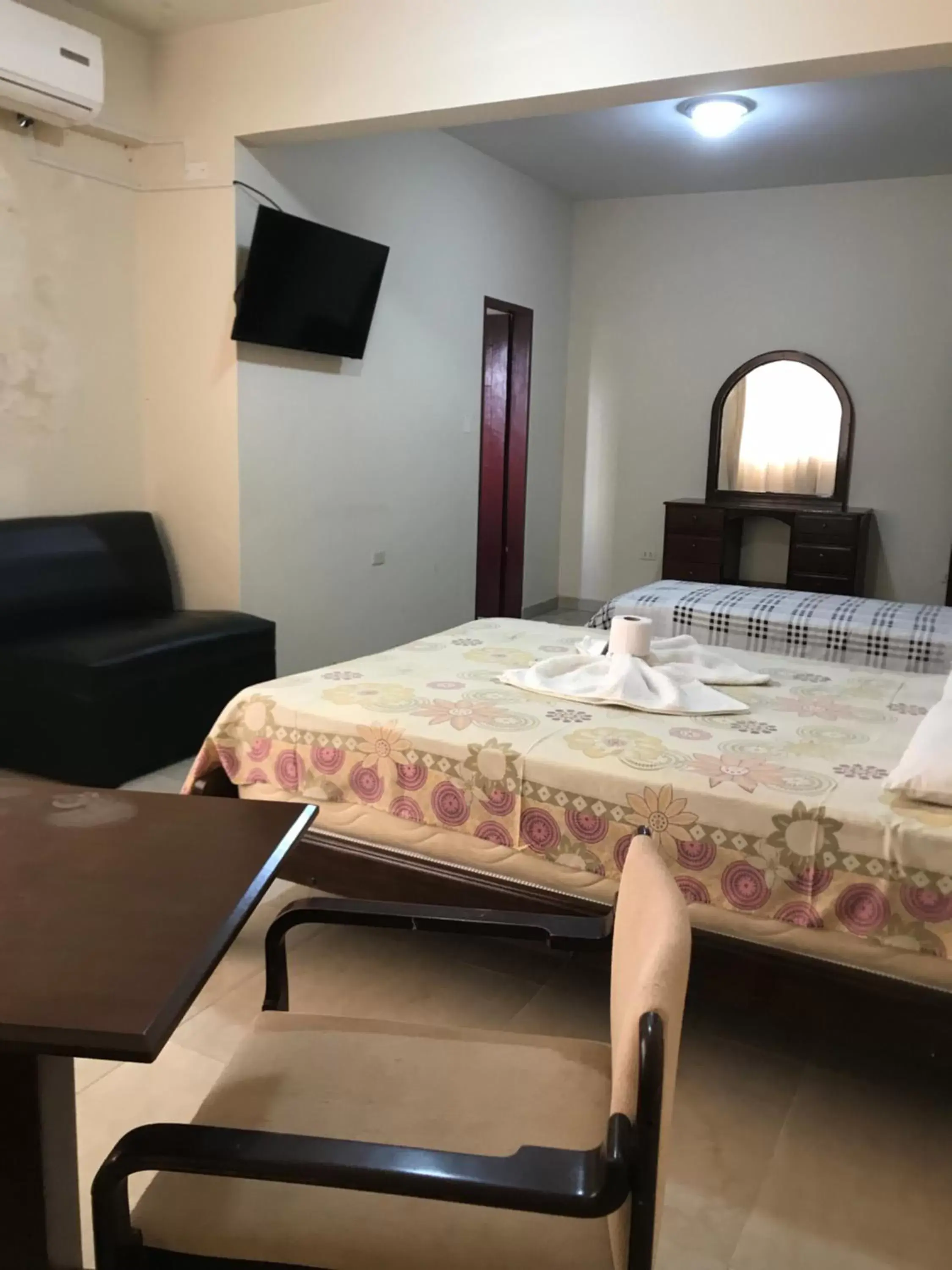 Superior Single Room - single occupancy in Hotel Viru Viru II Superior Single Room - single occupancy in Hotel Viru Viru II