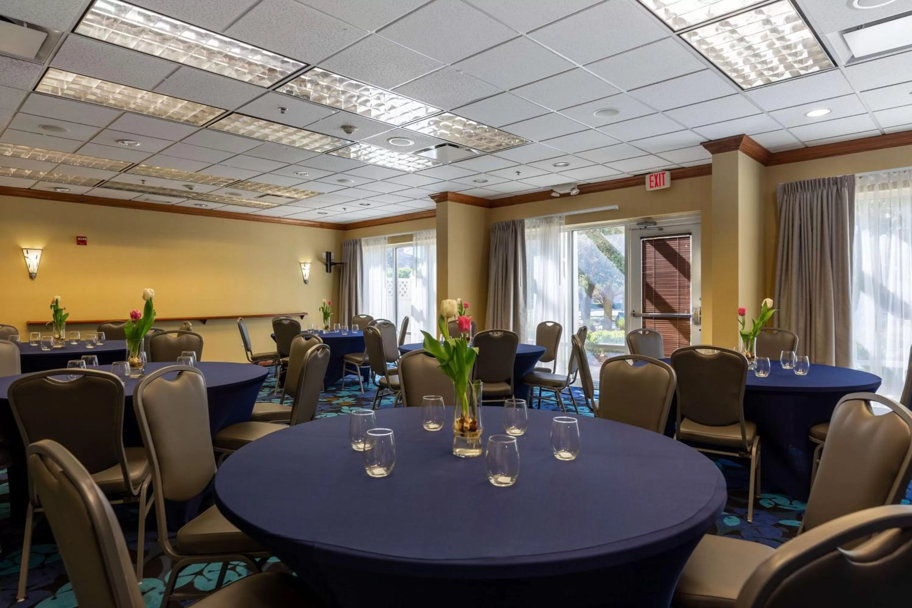 Meeting/conference room in Hampton Inn & Suites Jacksonville Deerwood Park
