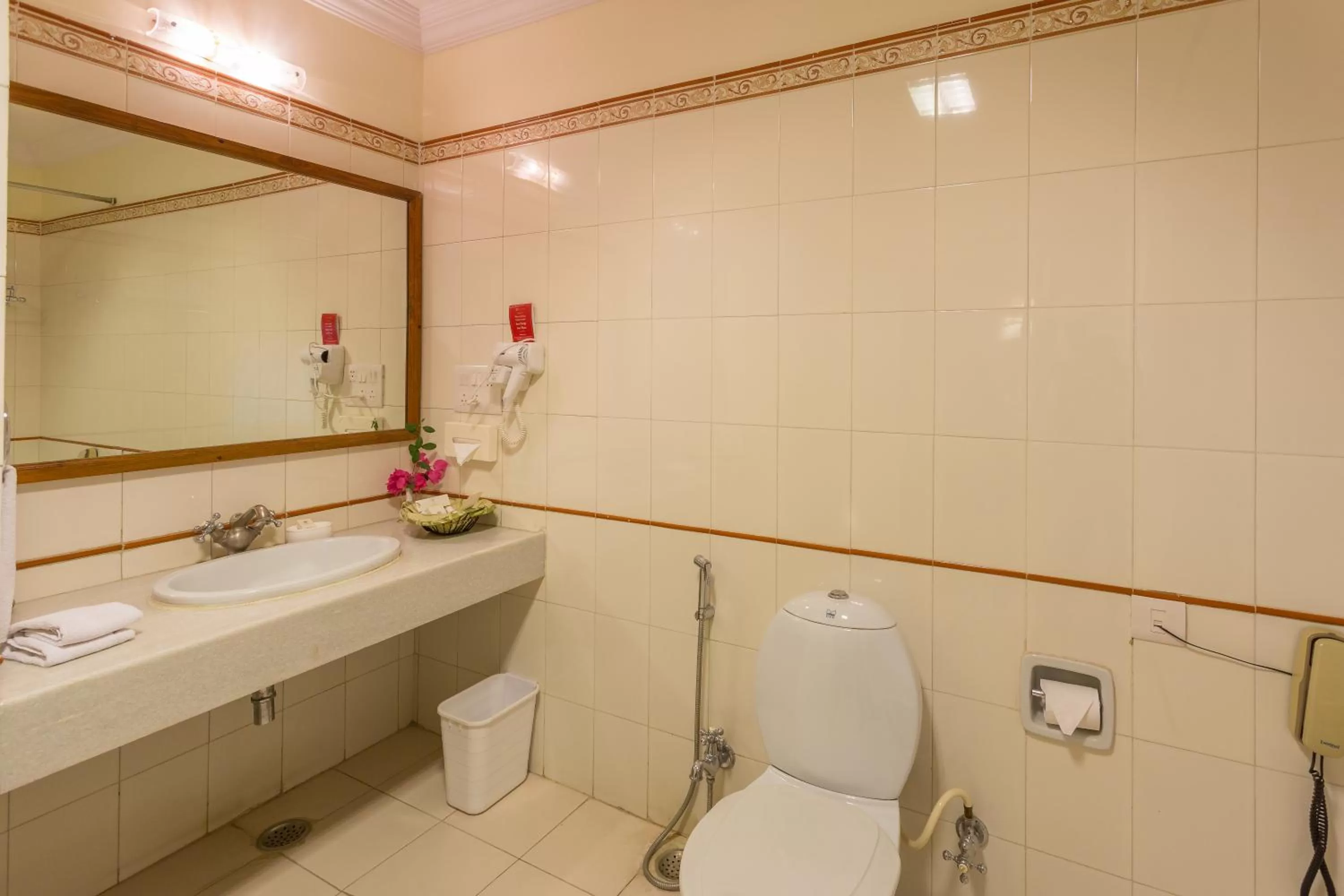 Bathroom in Garden Hotel - Heritage by HRH Group of Hotels