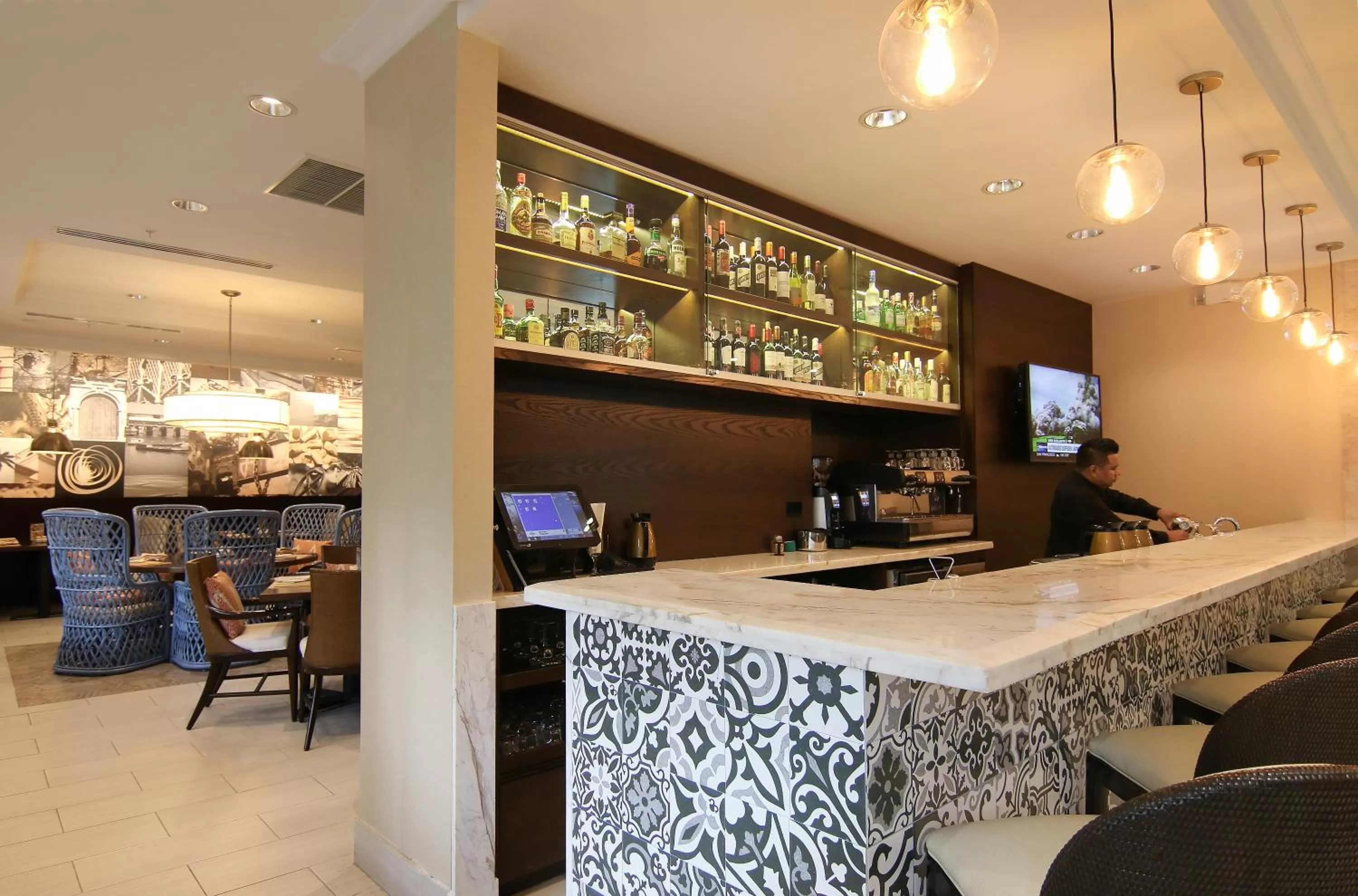 Lounge or bar in The Executive Hotel