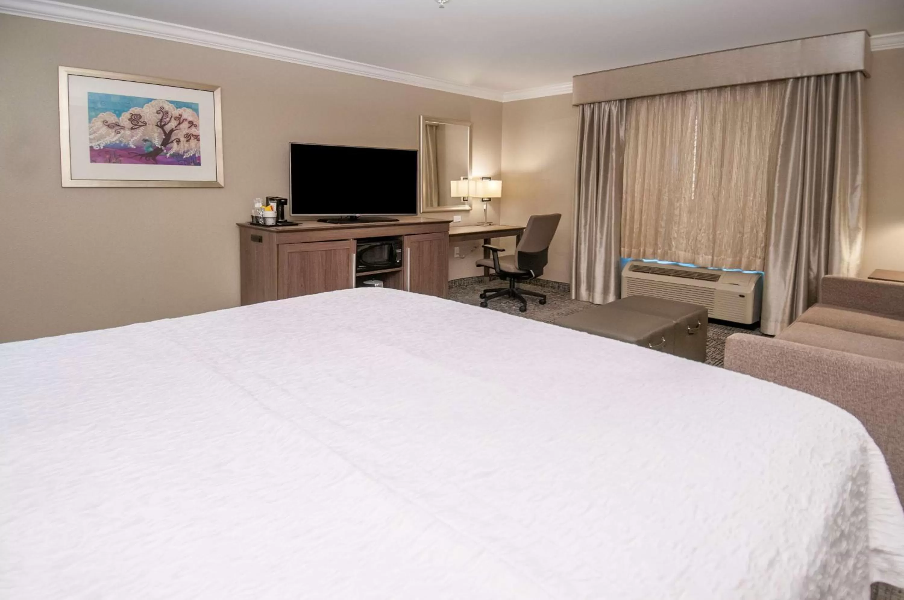 Bedroom, Bed in Hampton Inn & Suites Ridgeland