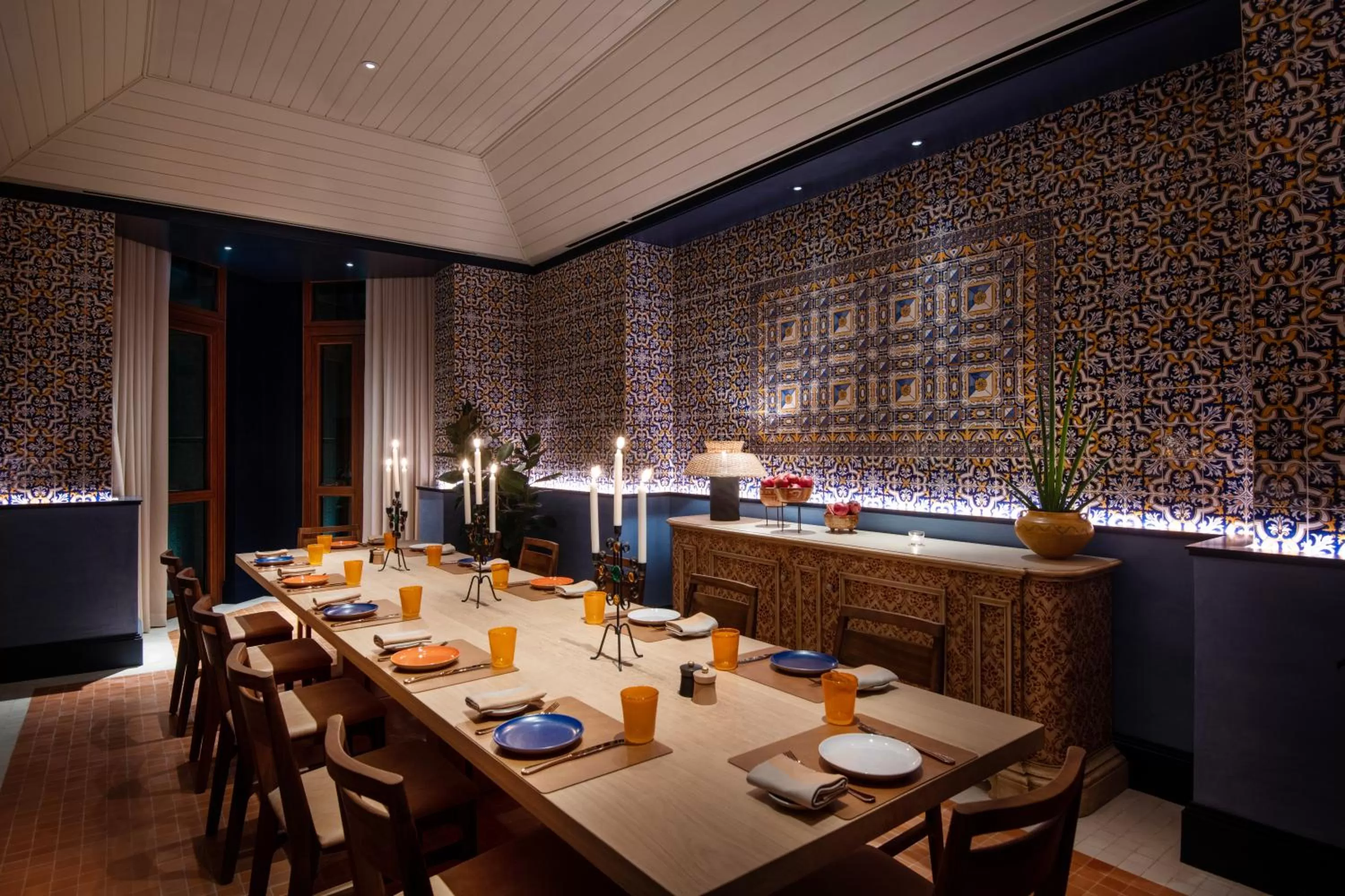 Restaurant/places to eat in Four Seasons Hotel Doha