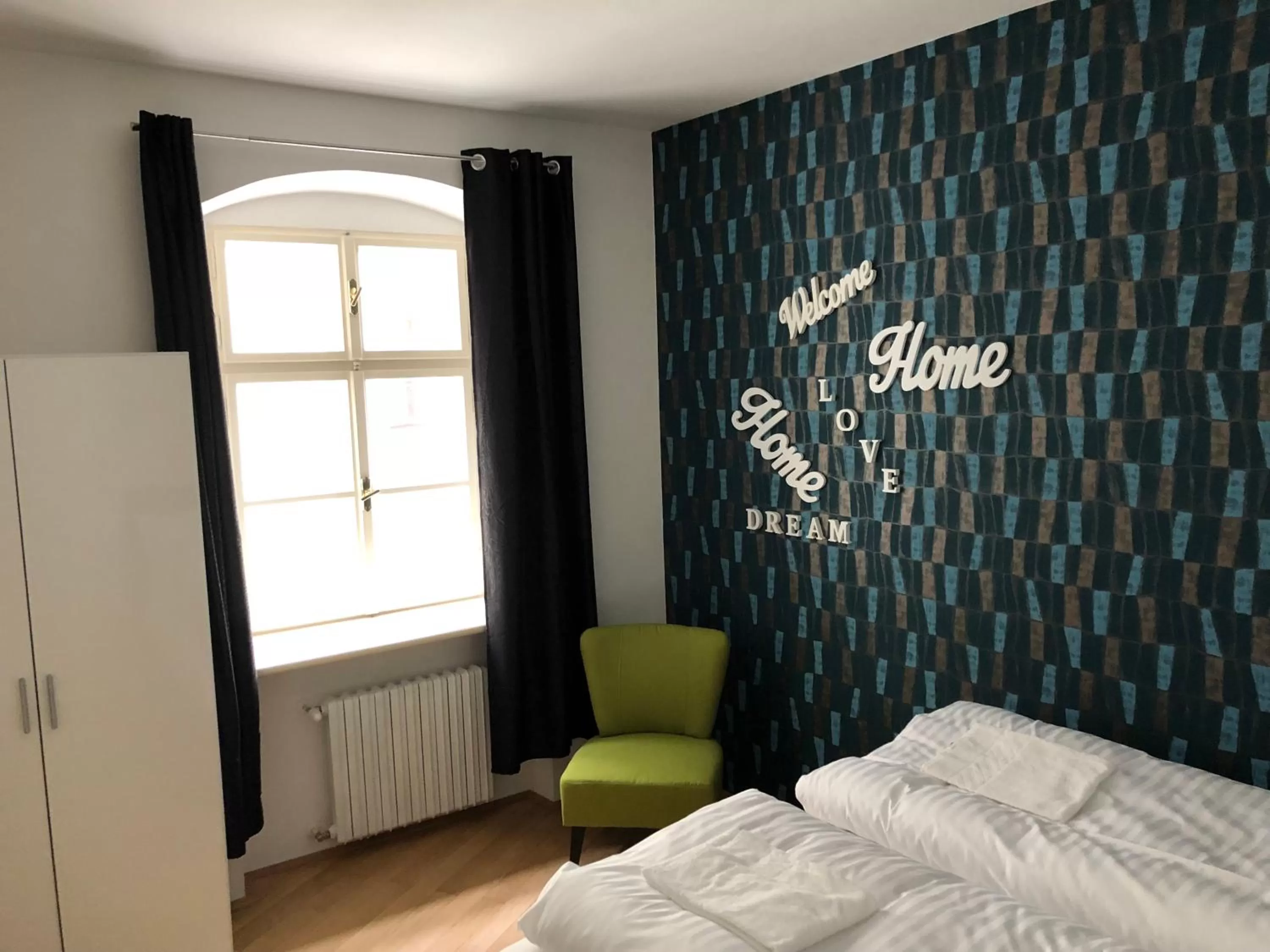 Bedroom, Bed in Aapartamentoos