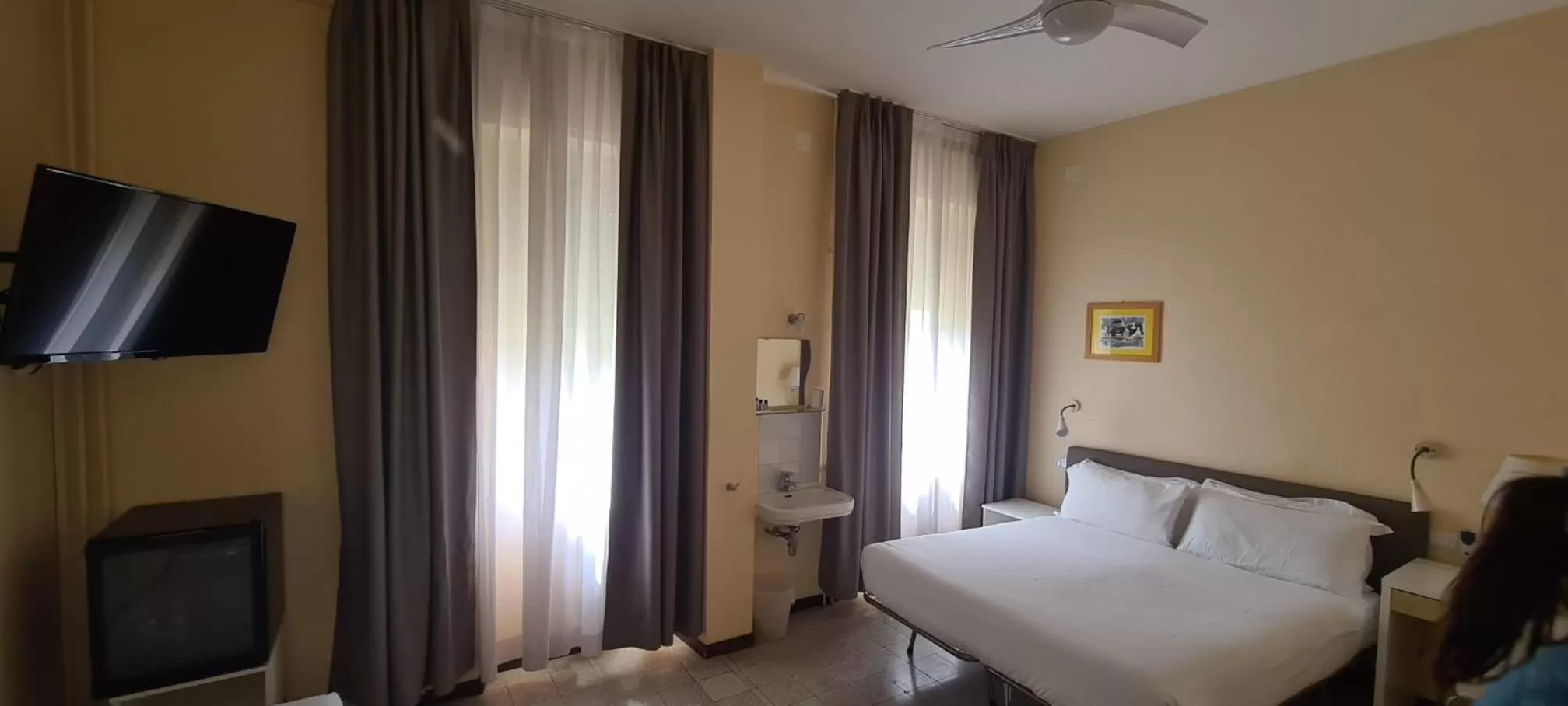 Bedroom, Bed in Villa Riari Garden