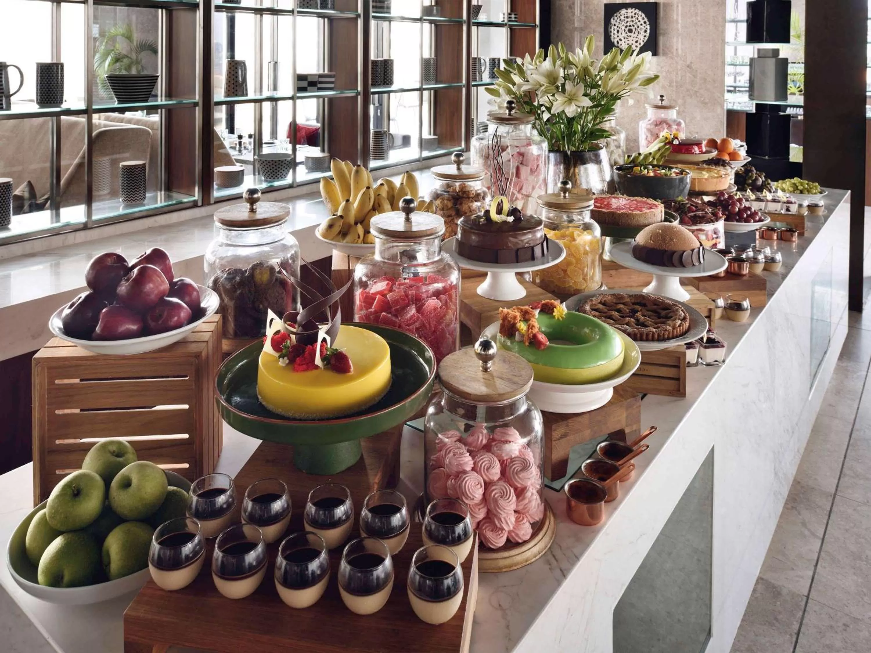 Restaurant/places to eat in NH Collection Colombo