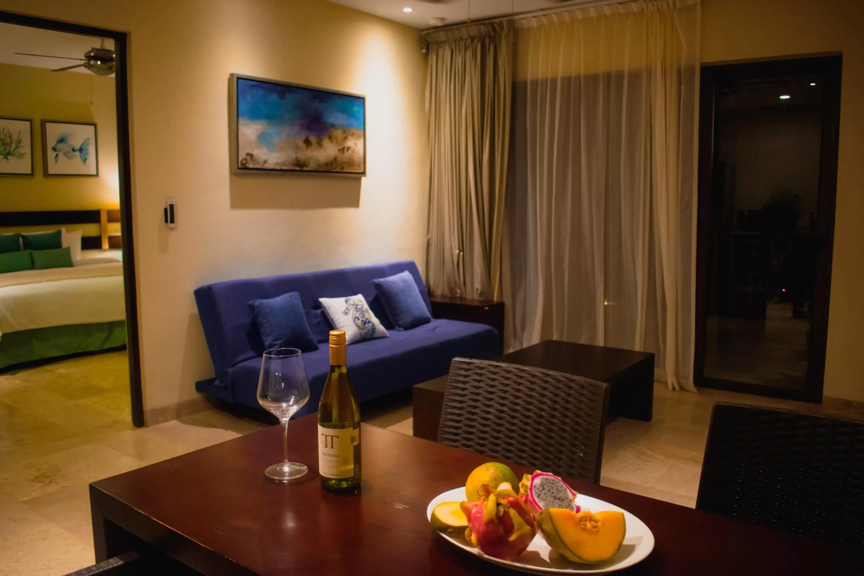 Living room, Bed in Villas Grand Marina Kinuh