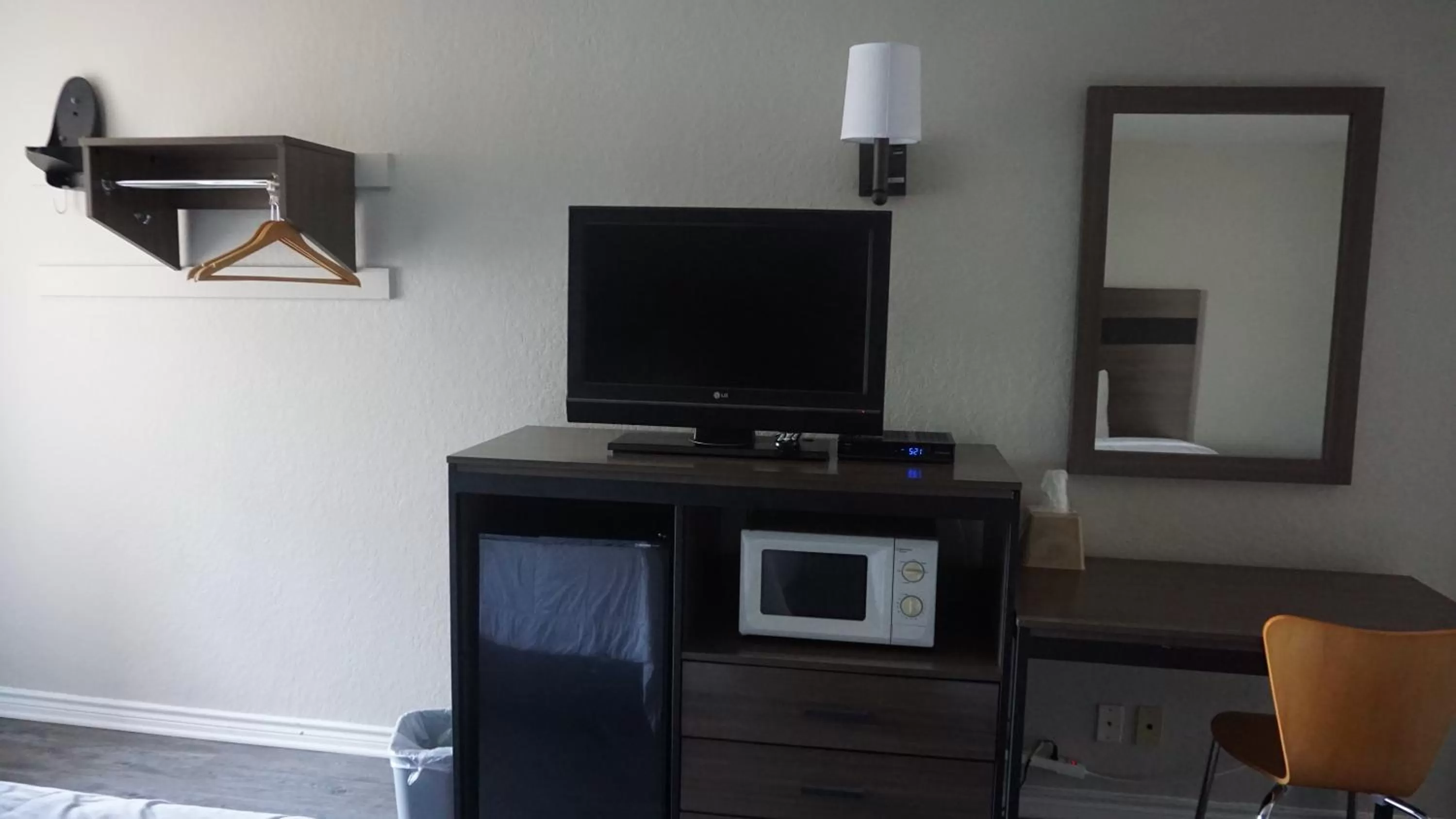 TV and multimedia in La Villita Inn