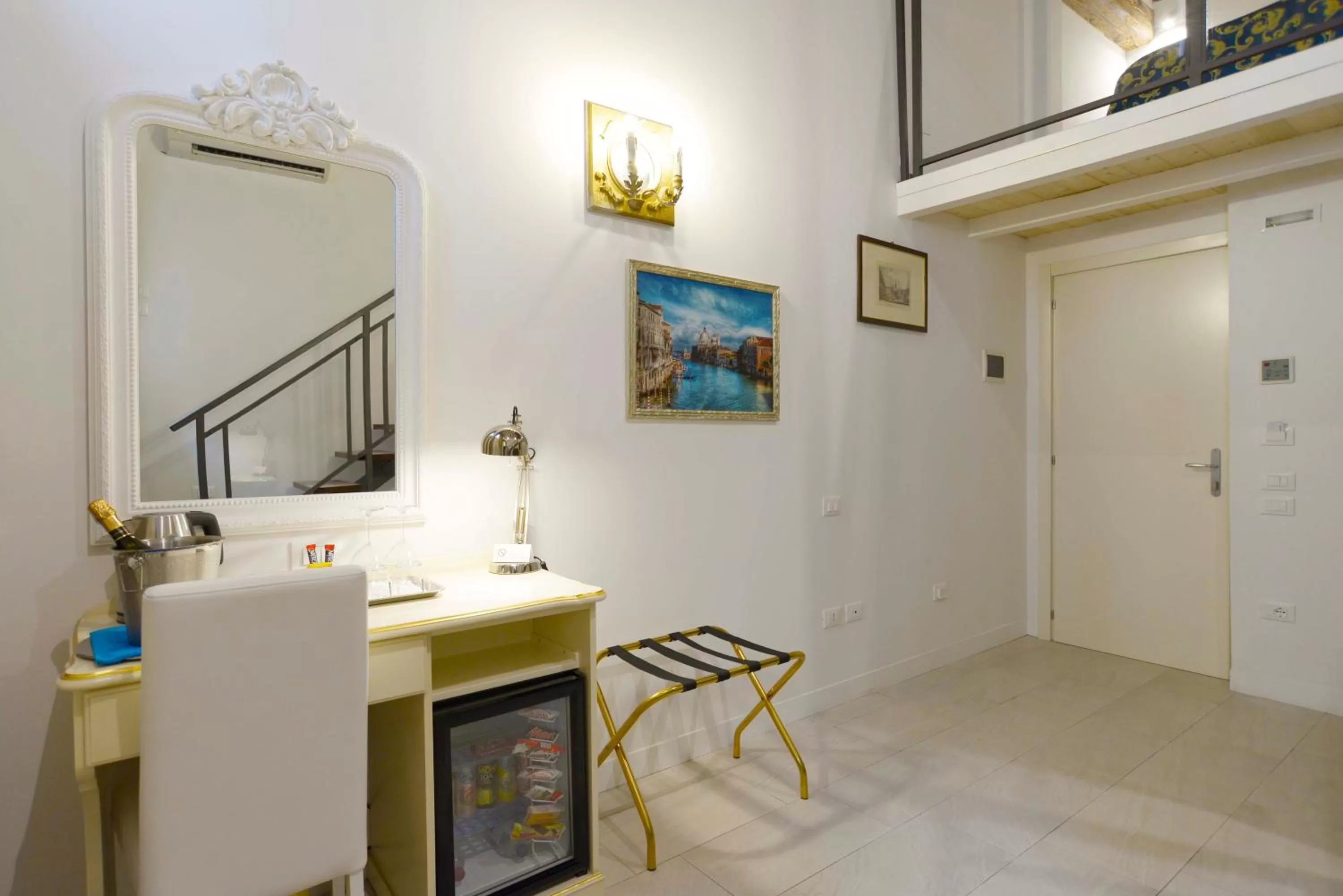 Food and drinks in Al Mascaron Ridente