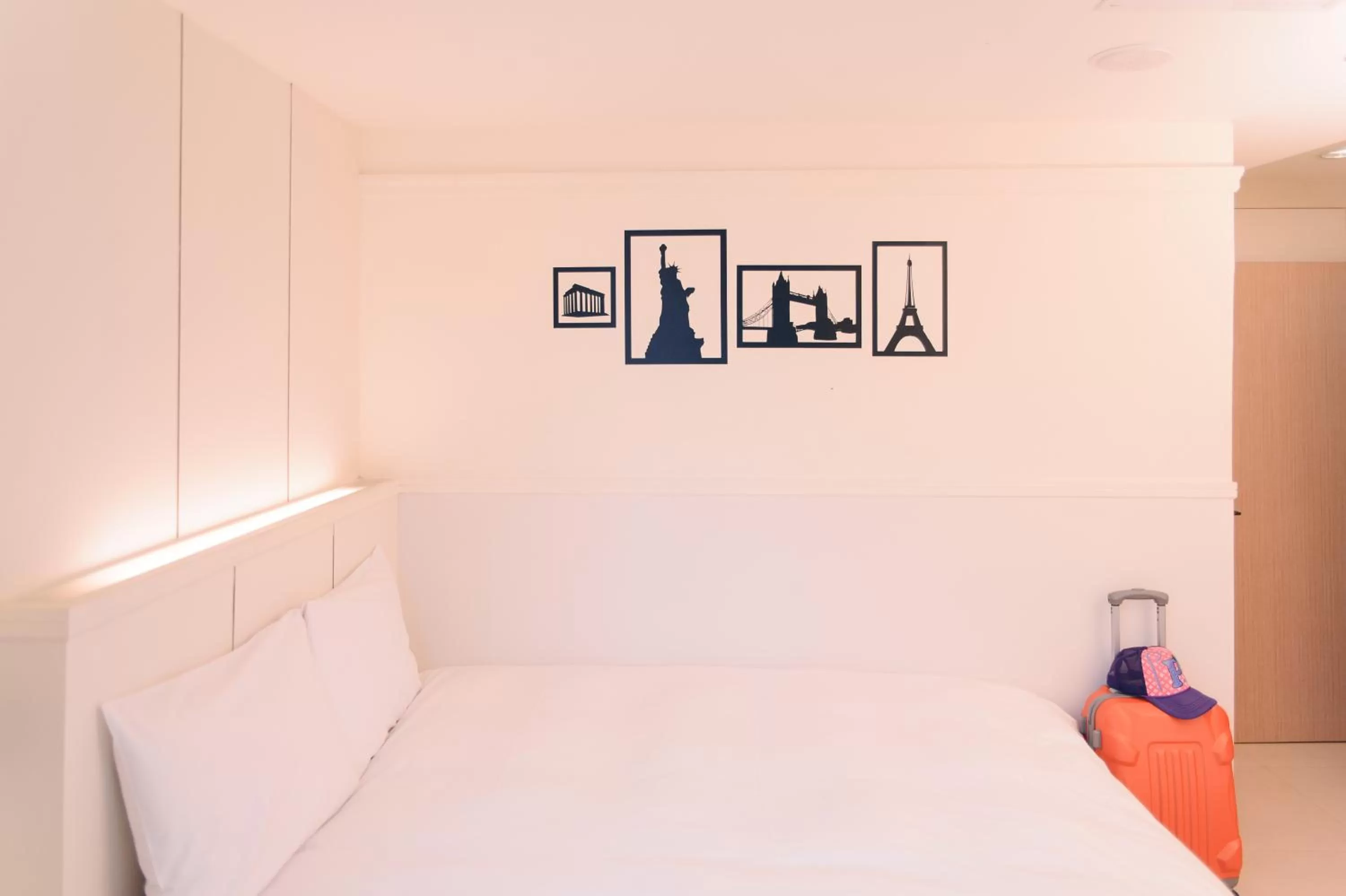 Bed in Kiwi Express Hotel - Zhong Zheng Branch