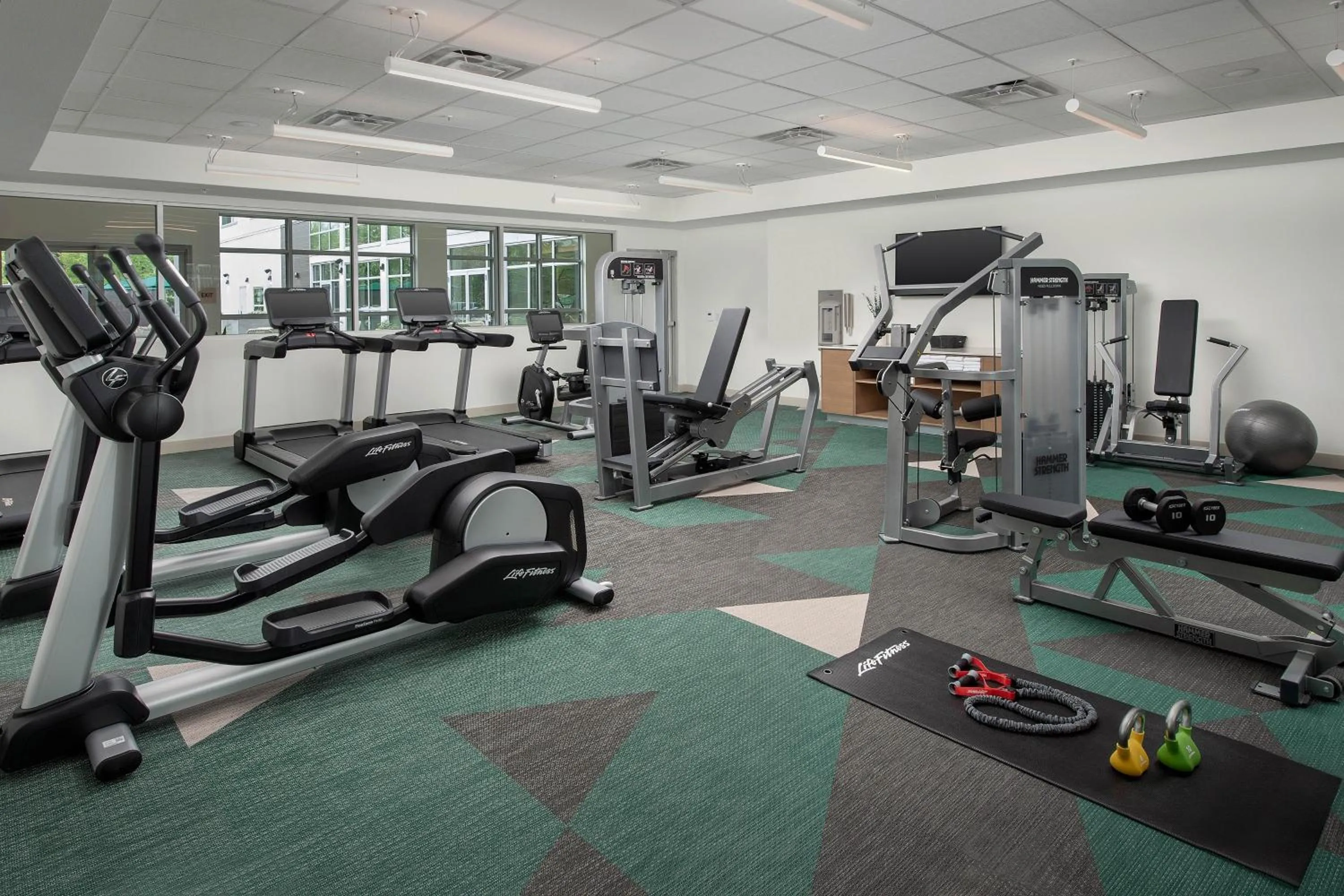 Fitness centre/facilities in Element Portland Beaverton