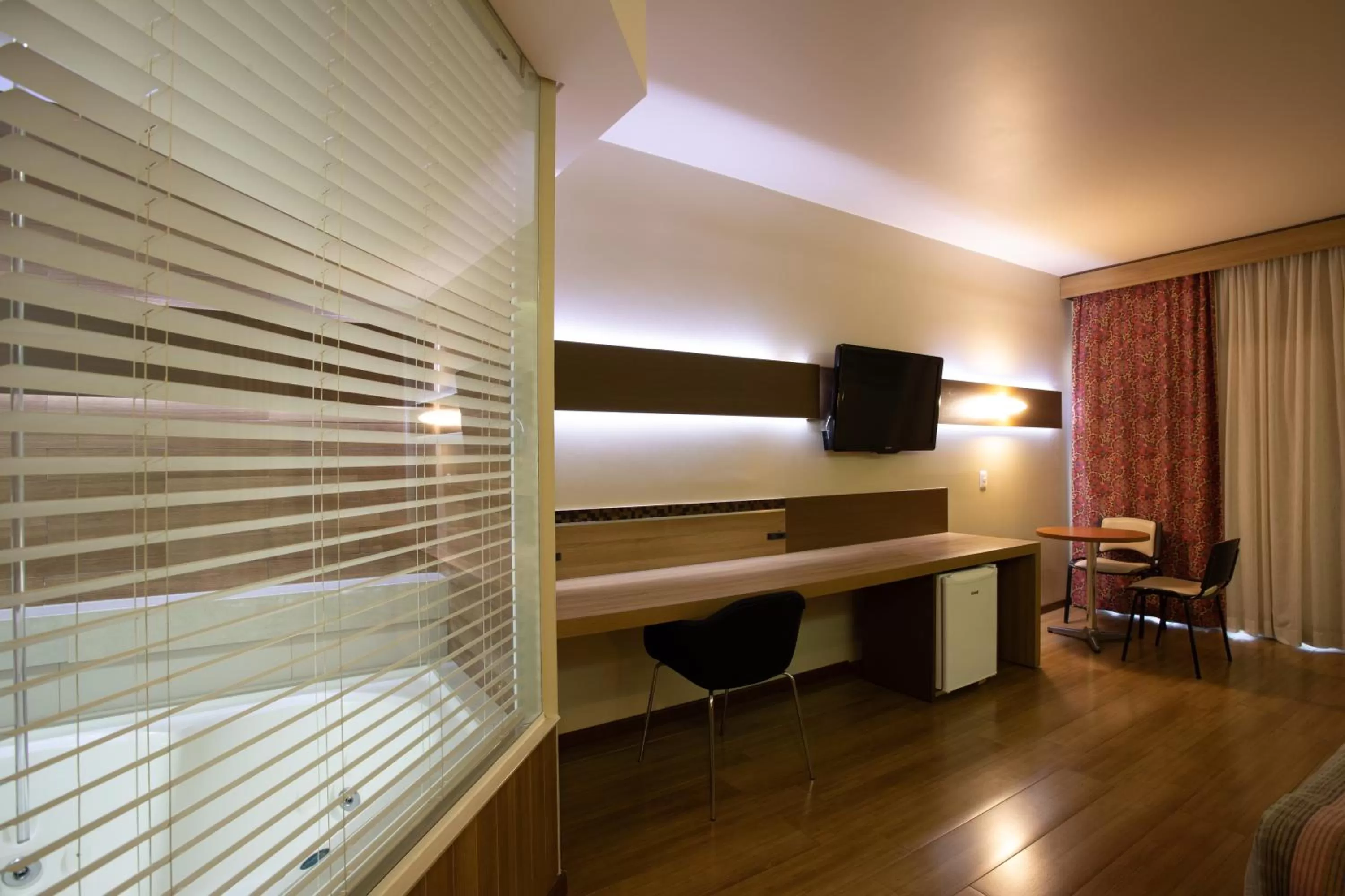 Suite Master with Hot Tub and Forest View (3 Adults) in Recanto Cataratas - Thermas, Resort e Convention