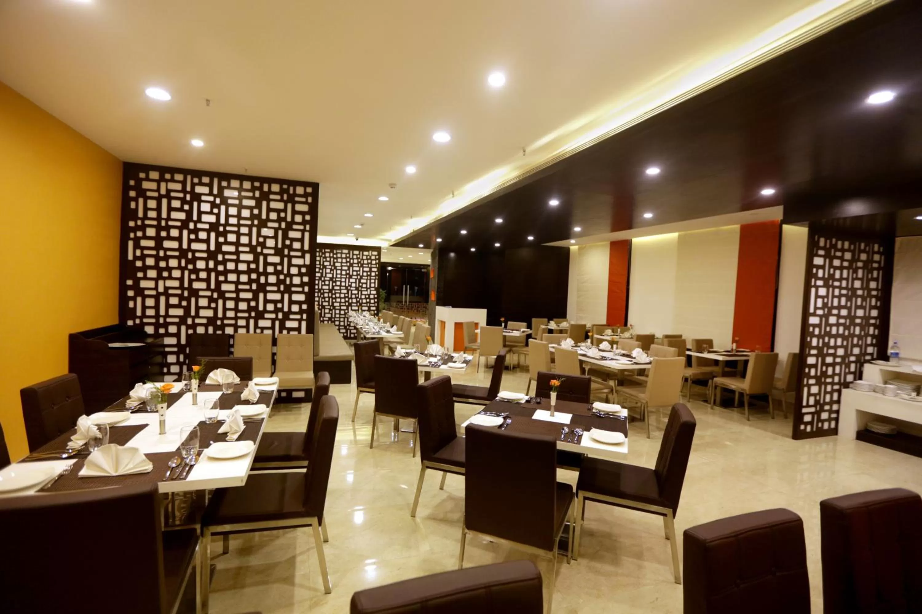 Restaurant/places to eat in Astoria Hotels Madurai