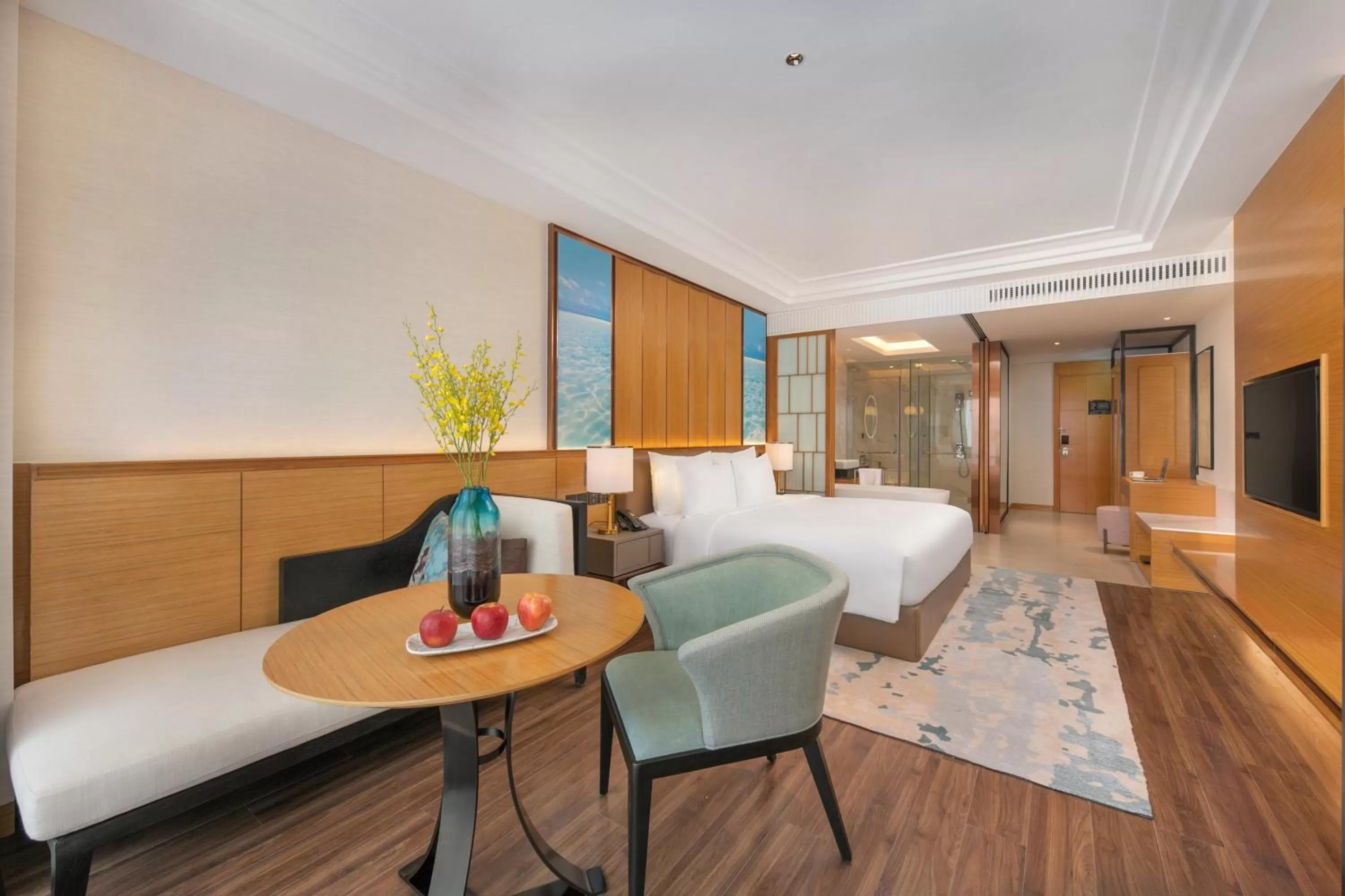 Photo of the whole room, Bed in Grand Hyams Hotel - Quy Nhon Beach