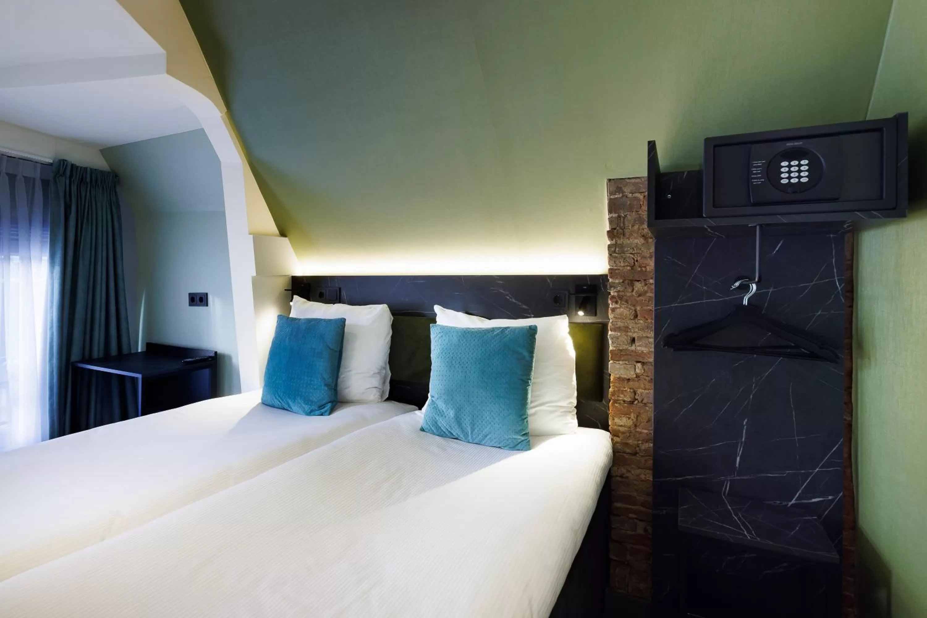 Bed in Ciao Papa Hotel Amsterdam Central Station