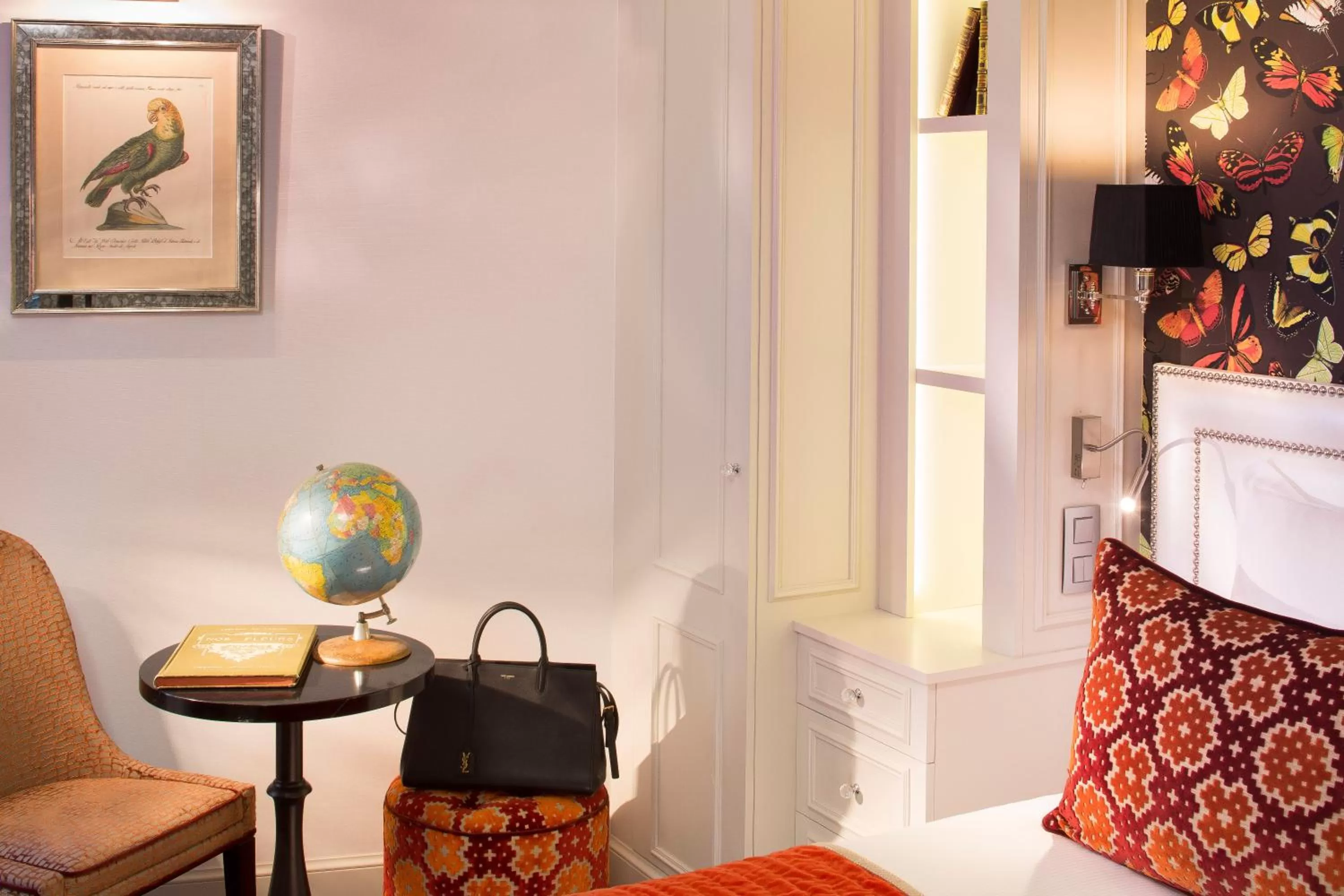 Photo of the whole room, Bed in Hotel Monge