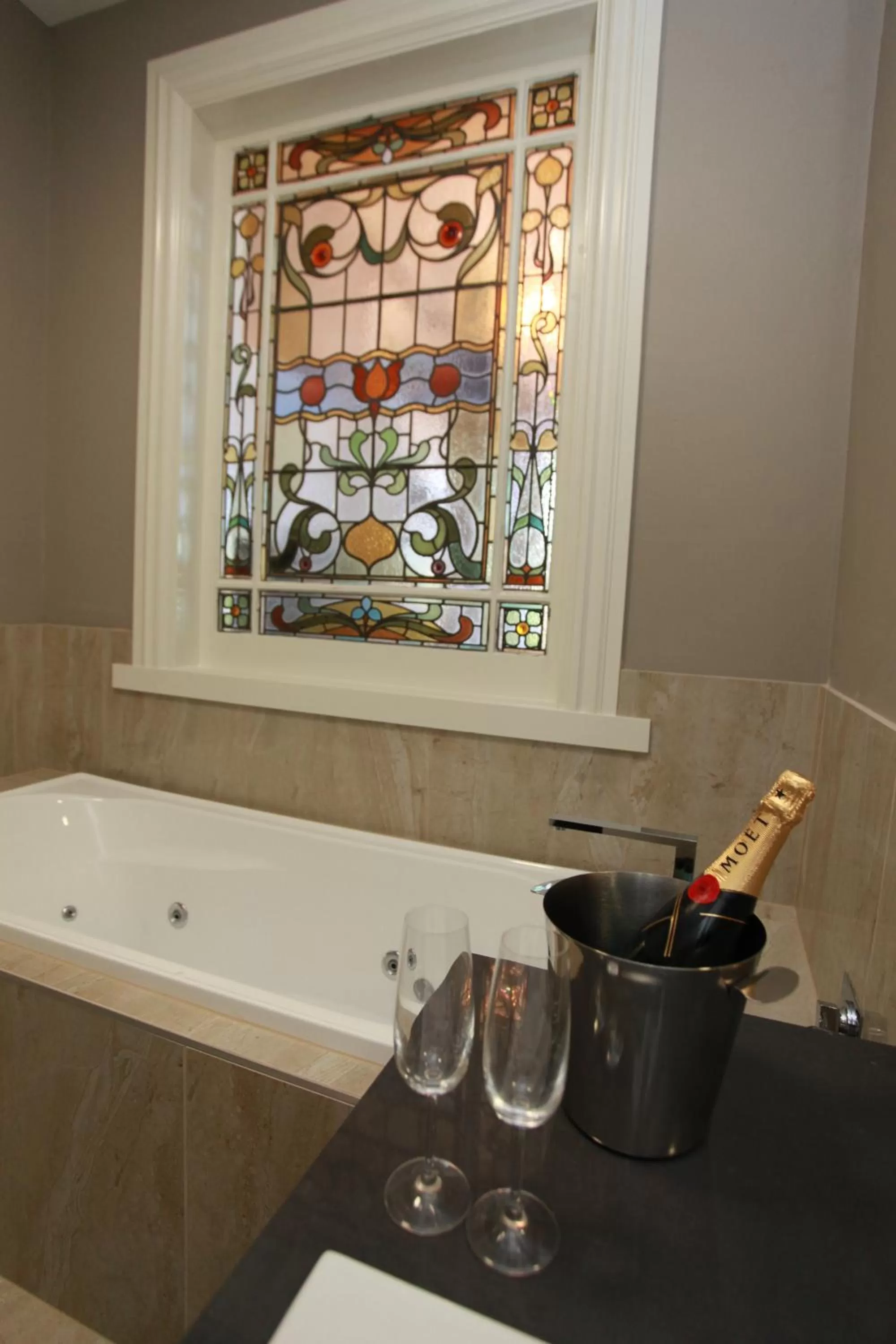 Bathroom in Ballarat Premier Apartments