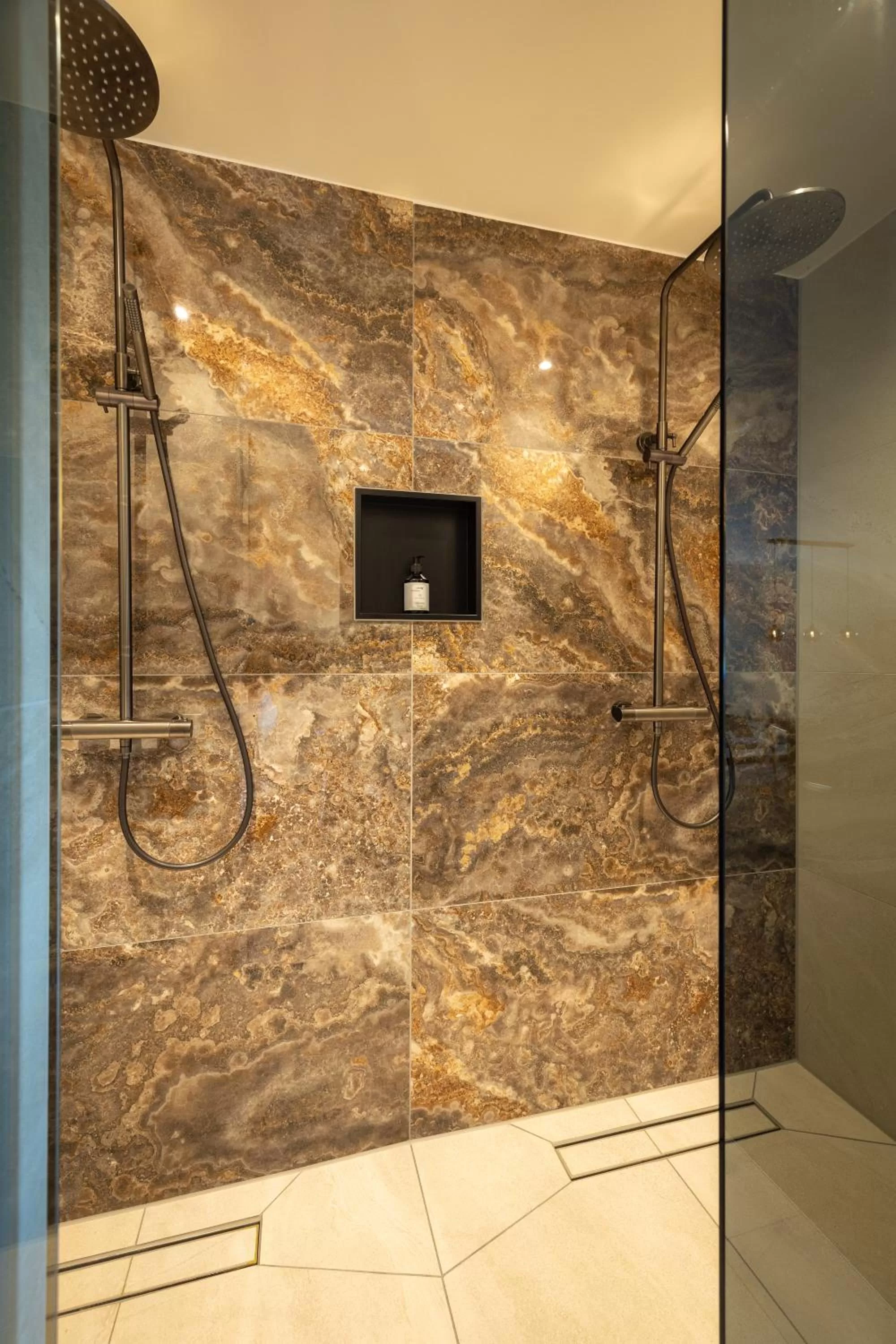 Shower, Bathroom in The Lemon Suites