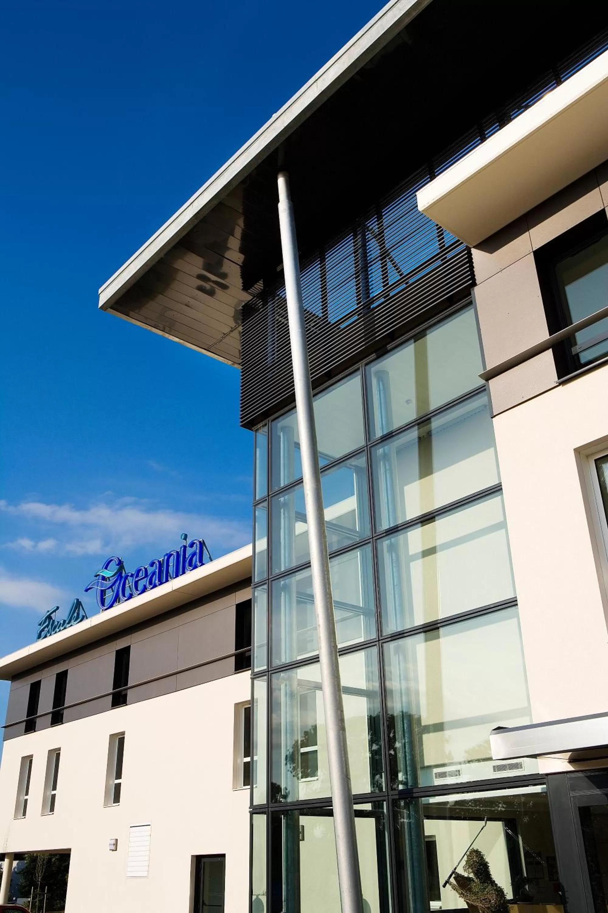 Property building in Escale Oceania Rennes Cap Malo