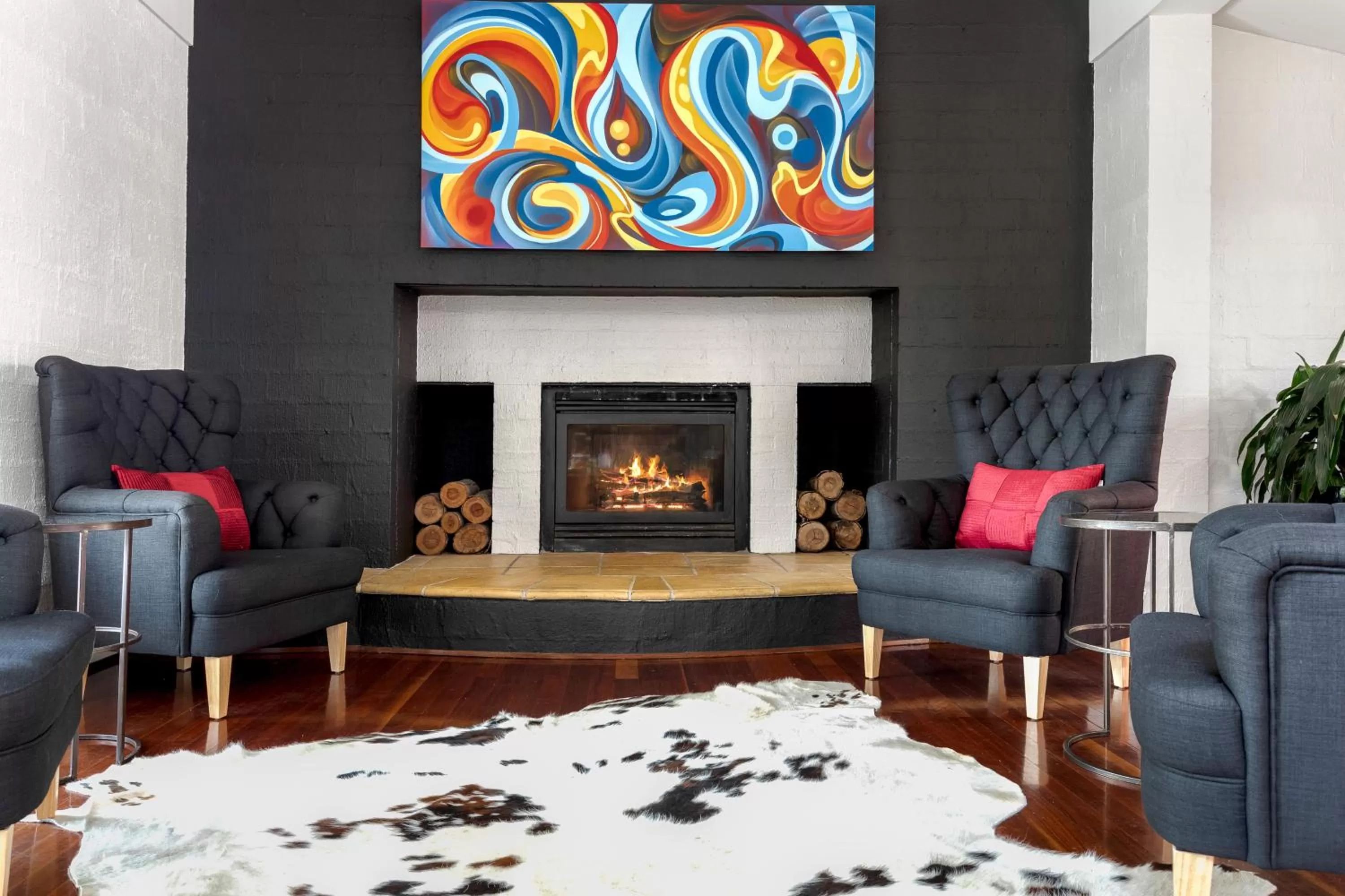 Seating area in Mandala Signature Berry