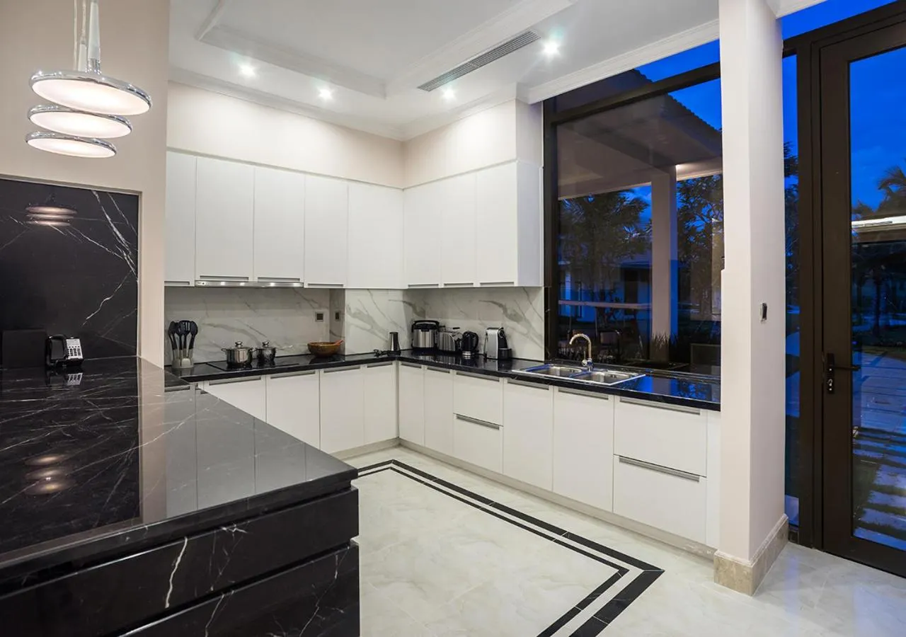 Kitchen or kitchenette in Radisson Blu Resort Phu Quoc