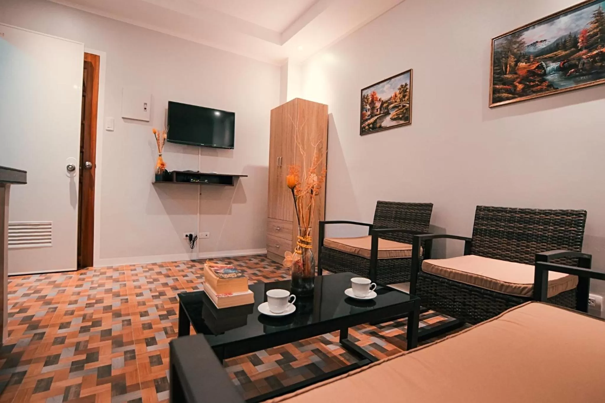 Living room, Bed in Kingswick Residences & Lodge