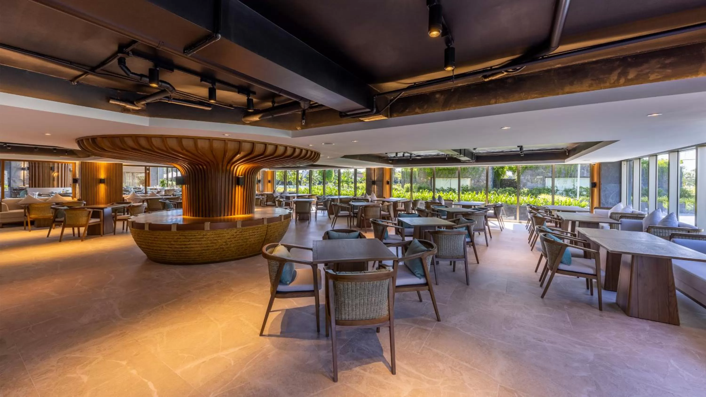 Restaurant/places to eat in Bellerive Hoi An Resort and Spa