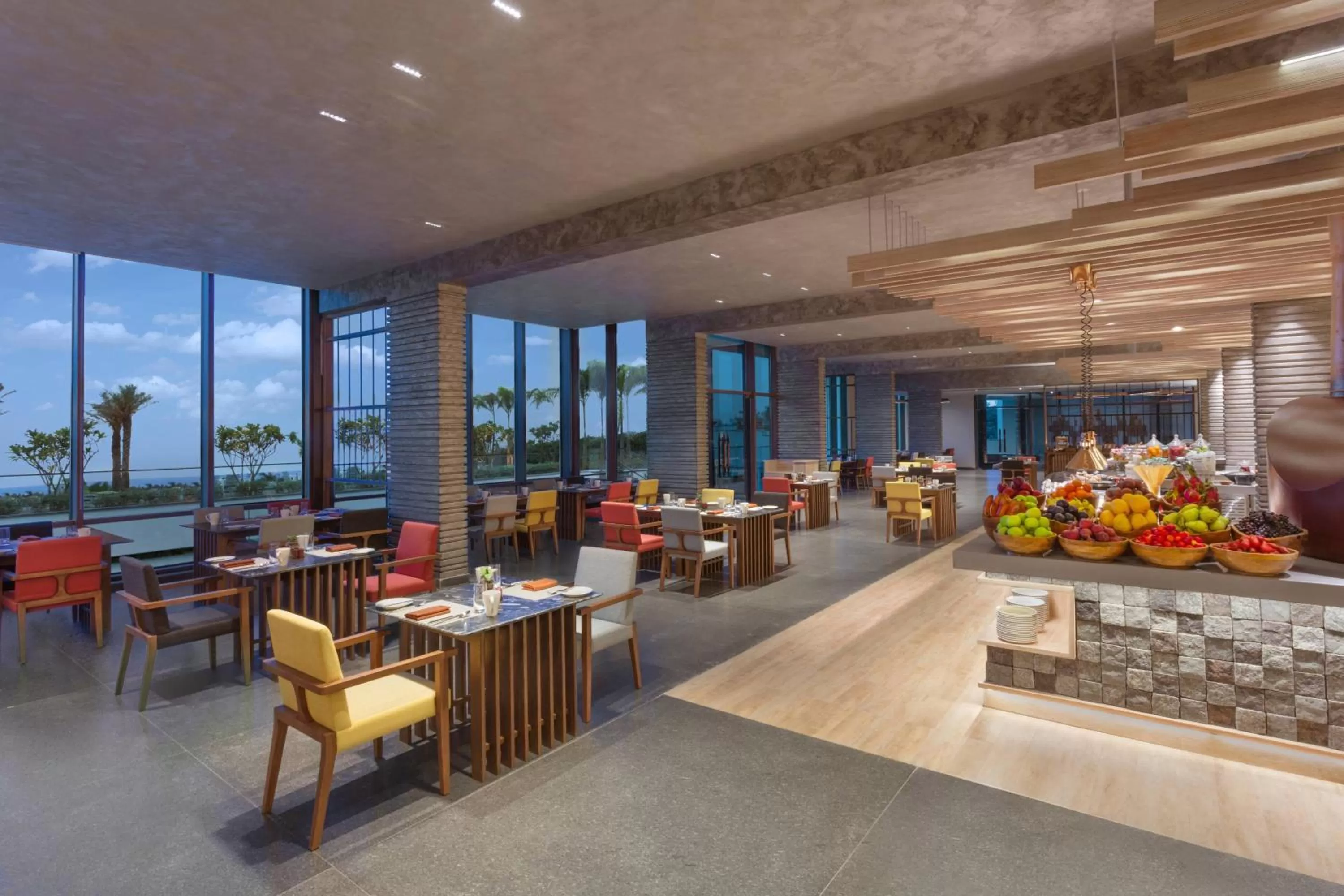 Restaurant/places to eat in Sheraton Grand Chennai Resort & Spa