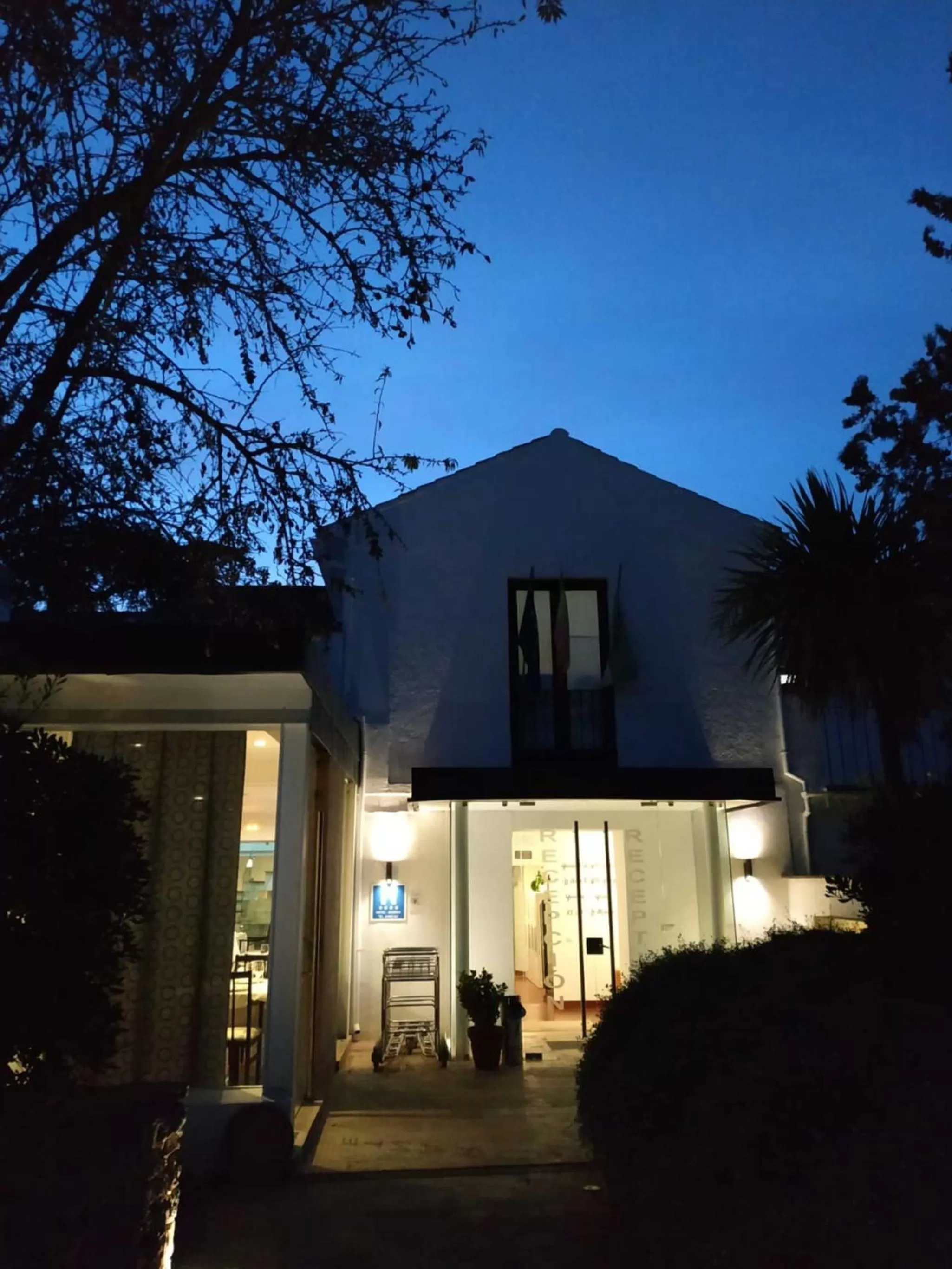 Facade/entrance, Property Building in Hotel Bodega El Juncal