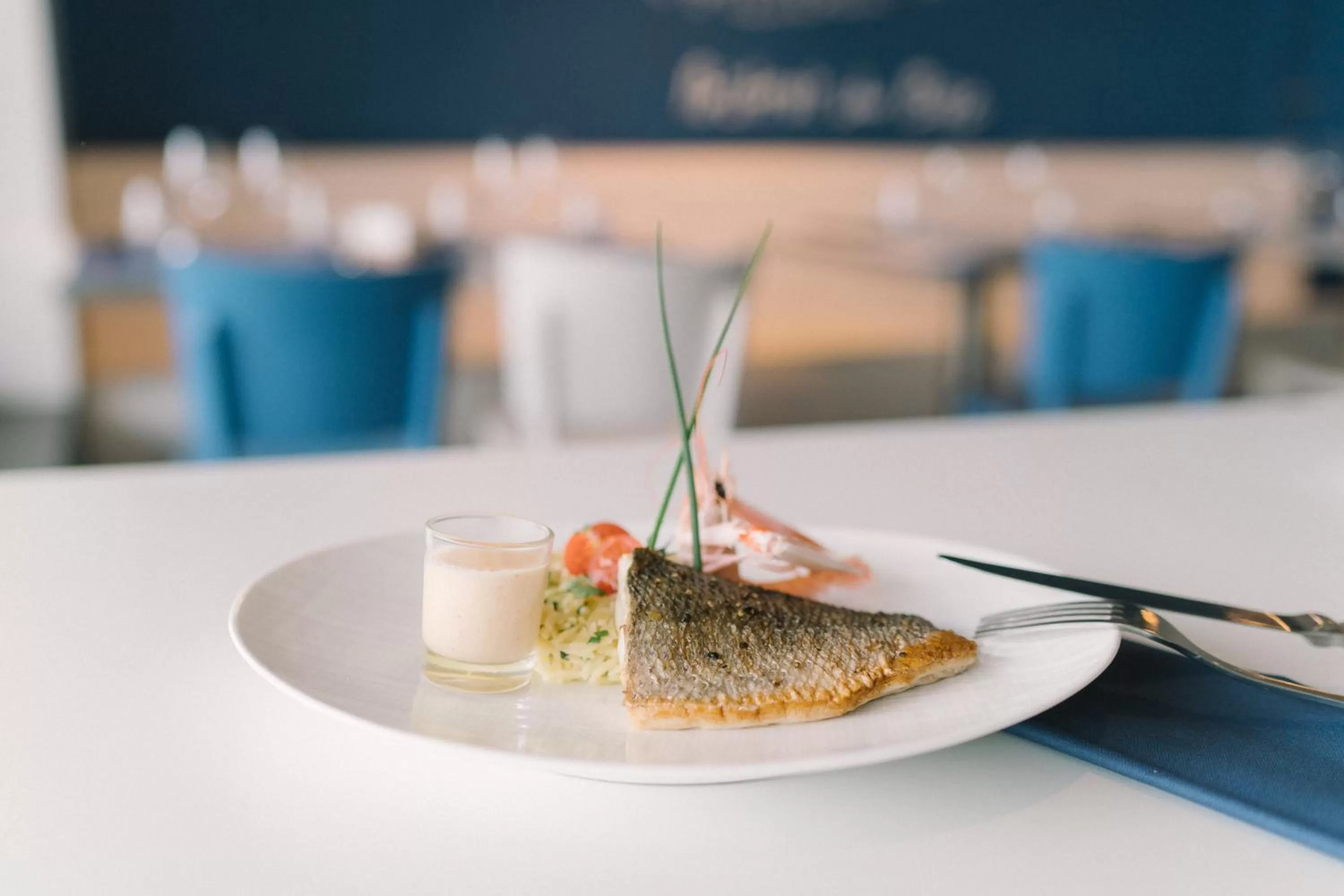 Restaurant/places to eat in Hotel Du Bac