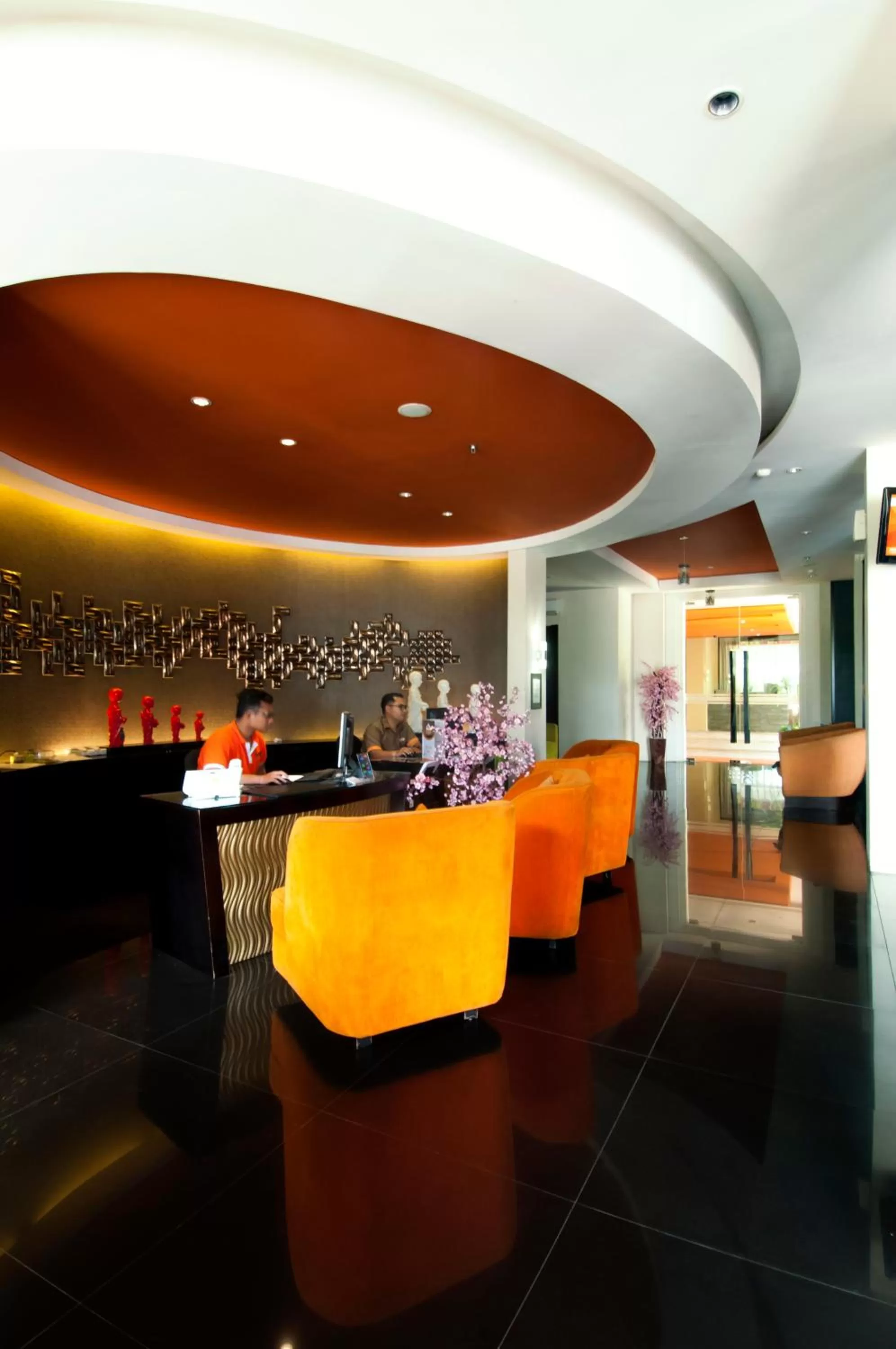 Lobby or reception in 100 Sunset Kuta Hotel & Ballroom