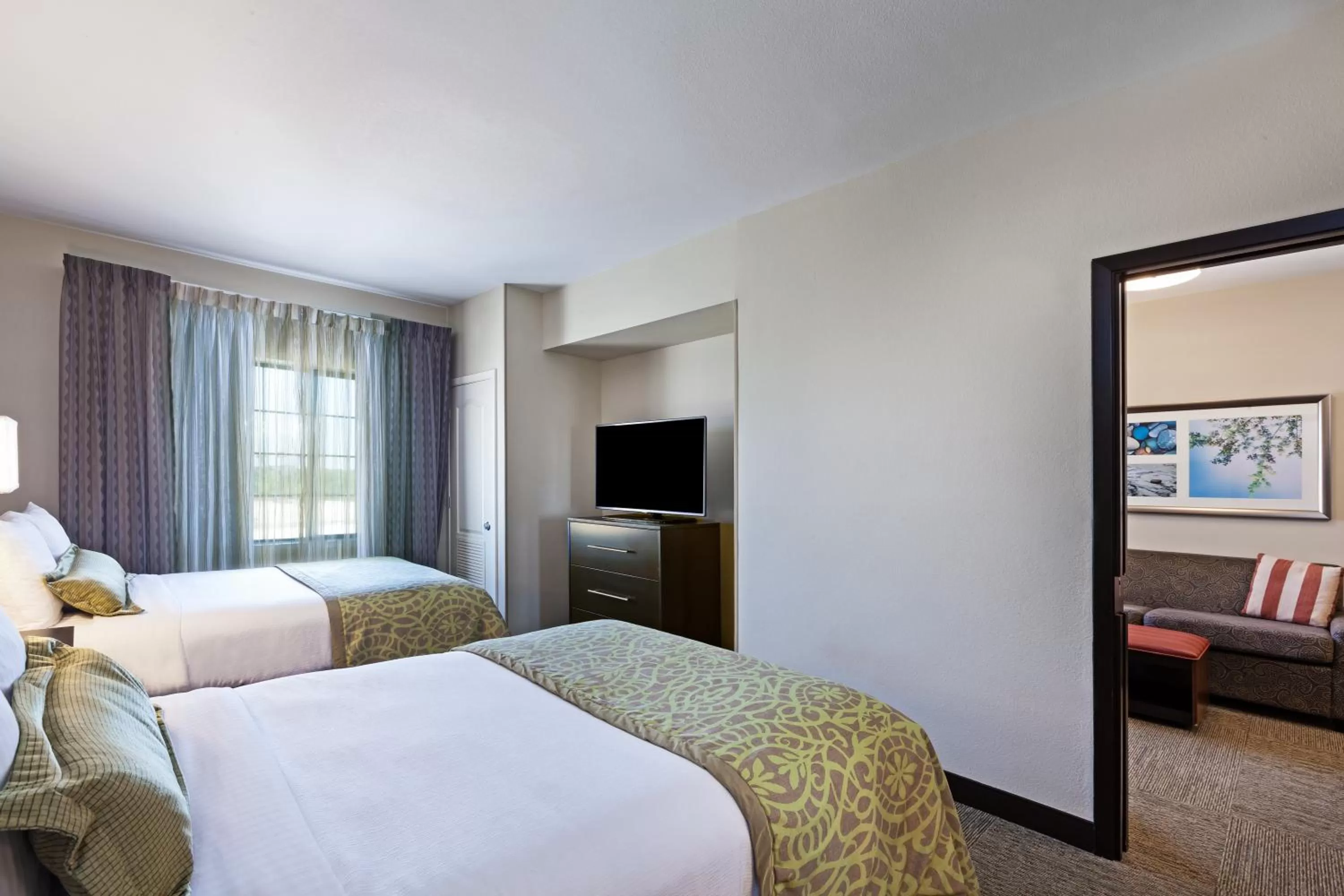 Photo of the whole room, Bed in Staybridge Suites Fort Worth Fossil Creek by IHG