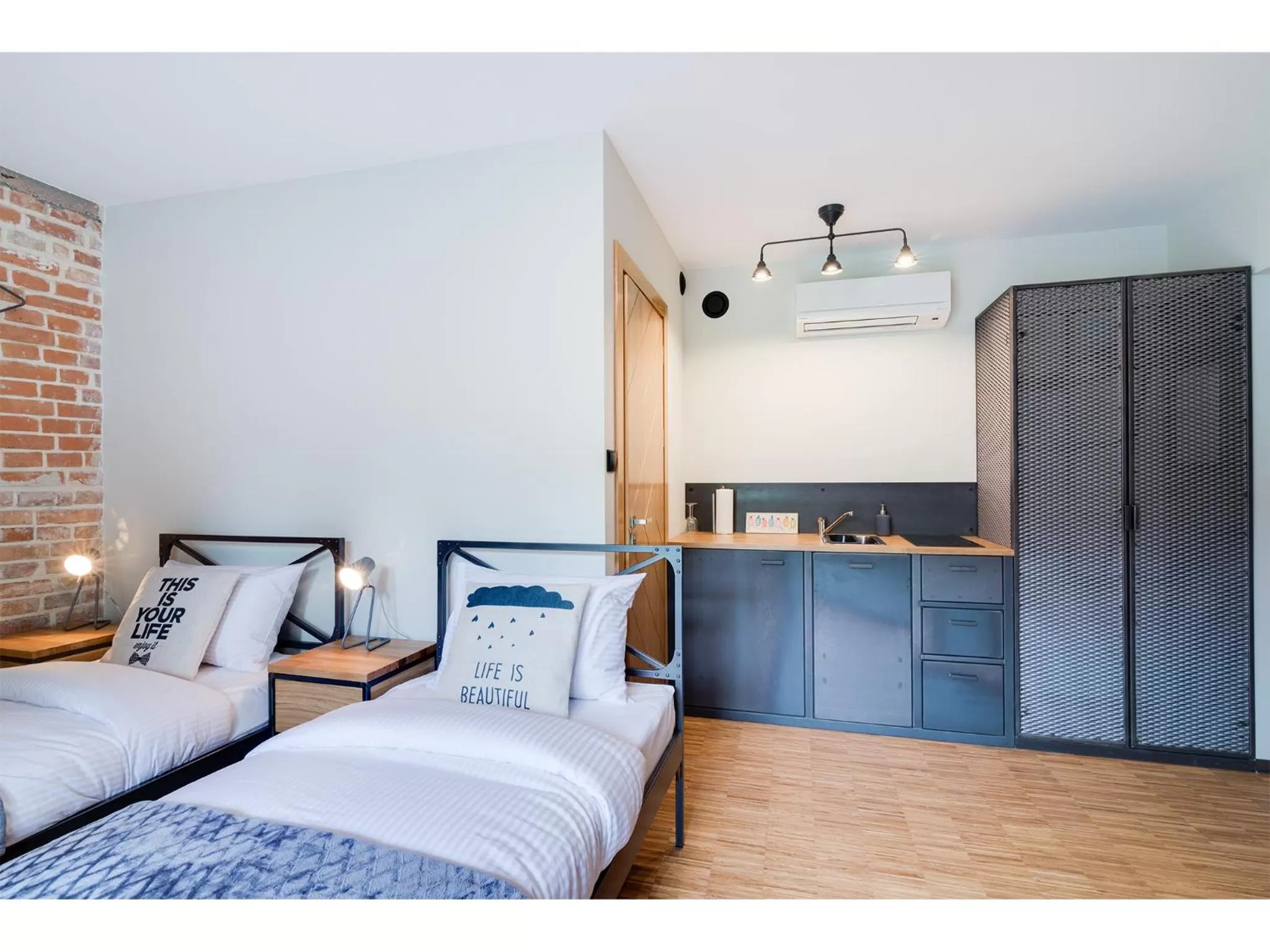 Photo of the whole room in Well Well Aparthotel