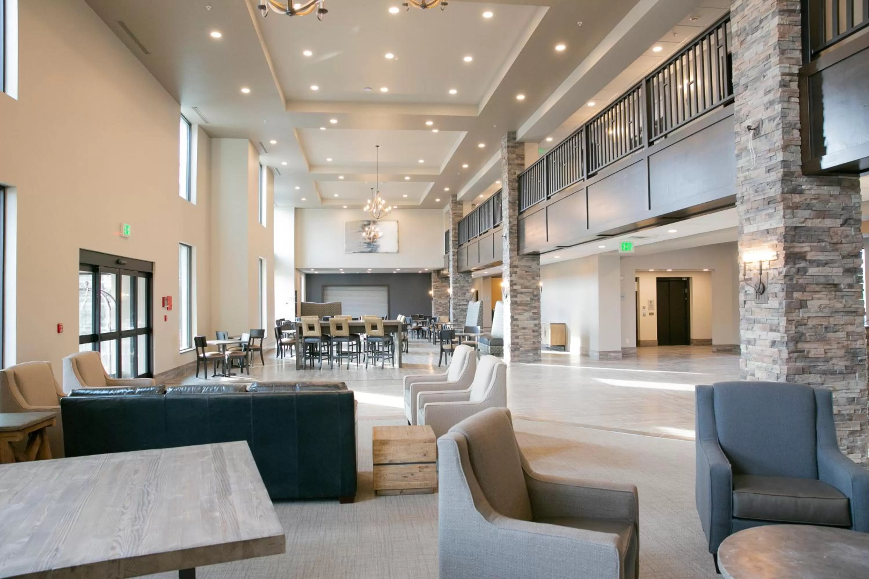 Lobby or reception in Berlin Encore Hotel & Suites