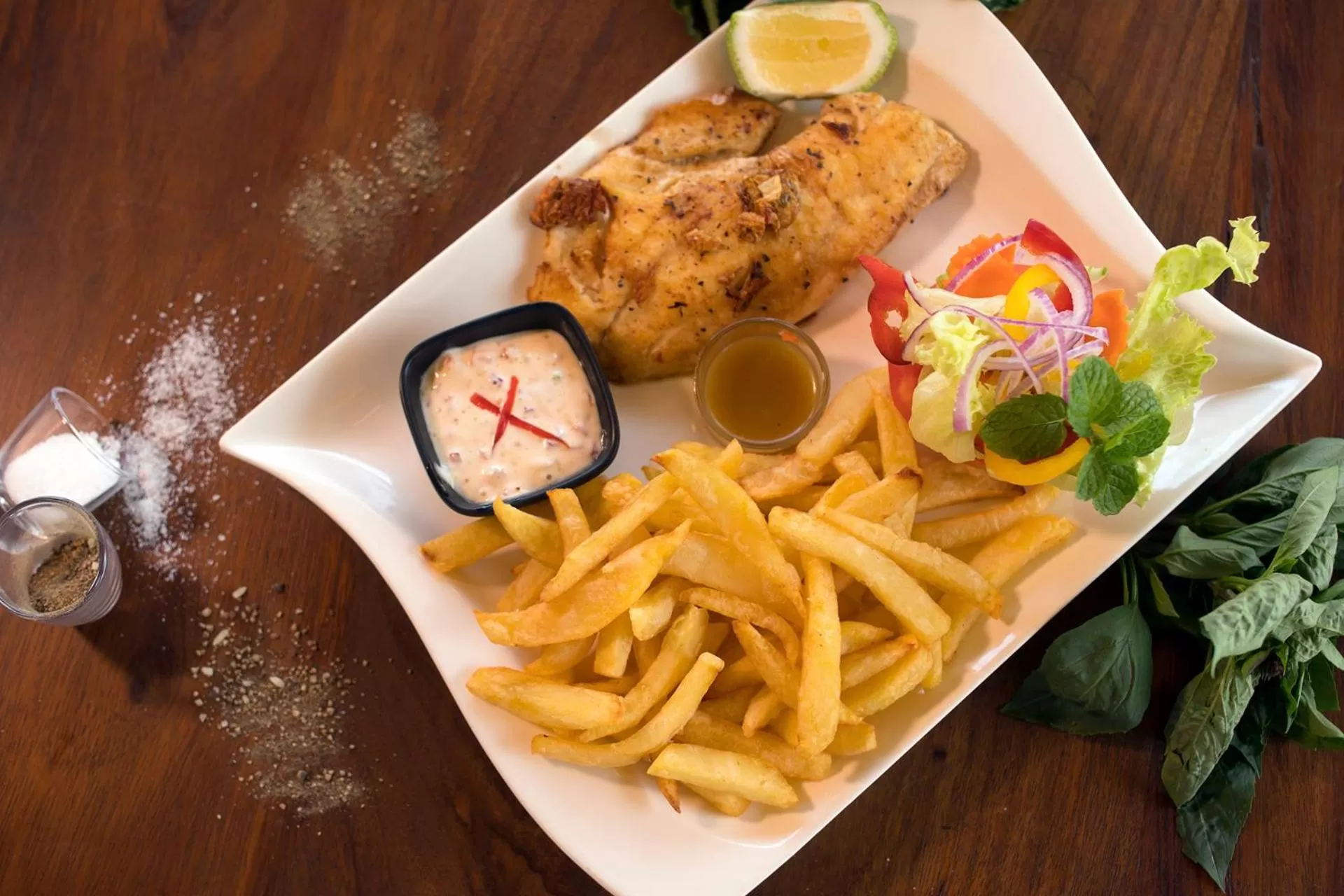 Food and drinks, Food in Entebbe Palm Hotel