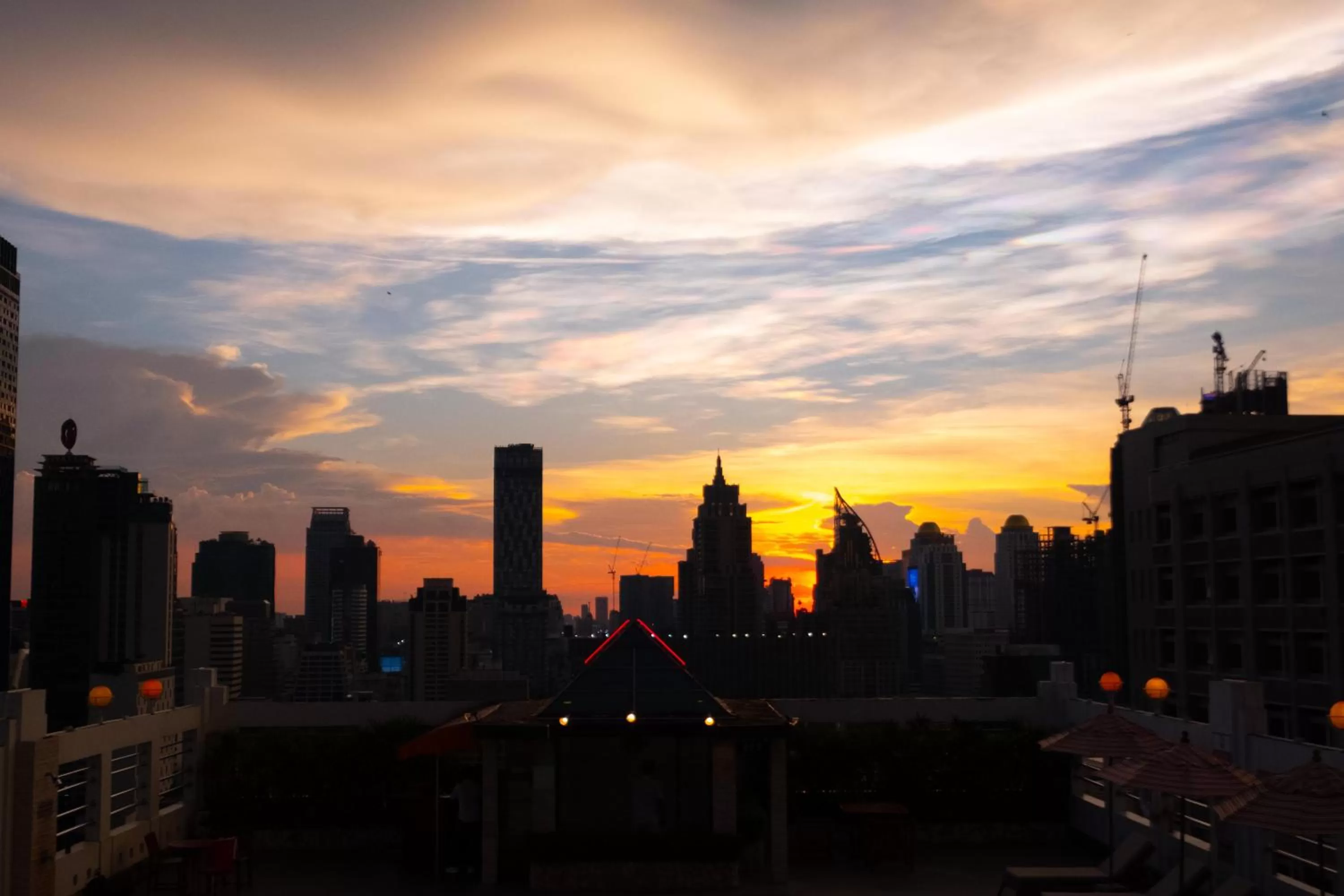Sunset in Zenith Sukhumvit Hotel, Bangkok