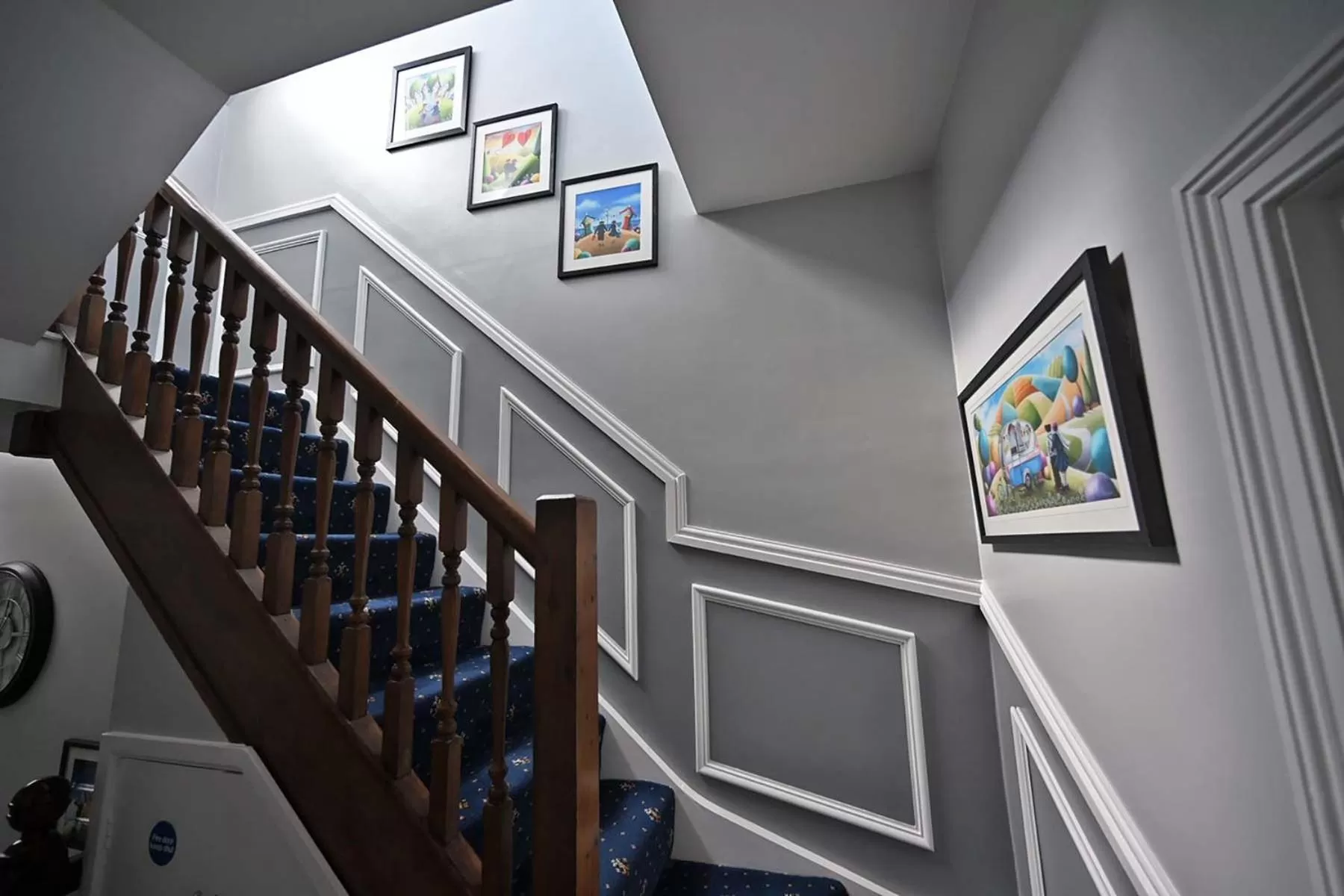 Lobby or reception in The Hathaways