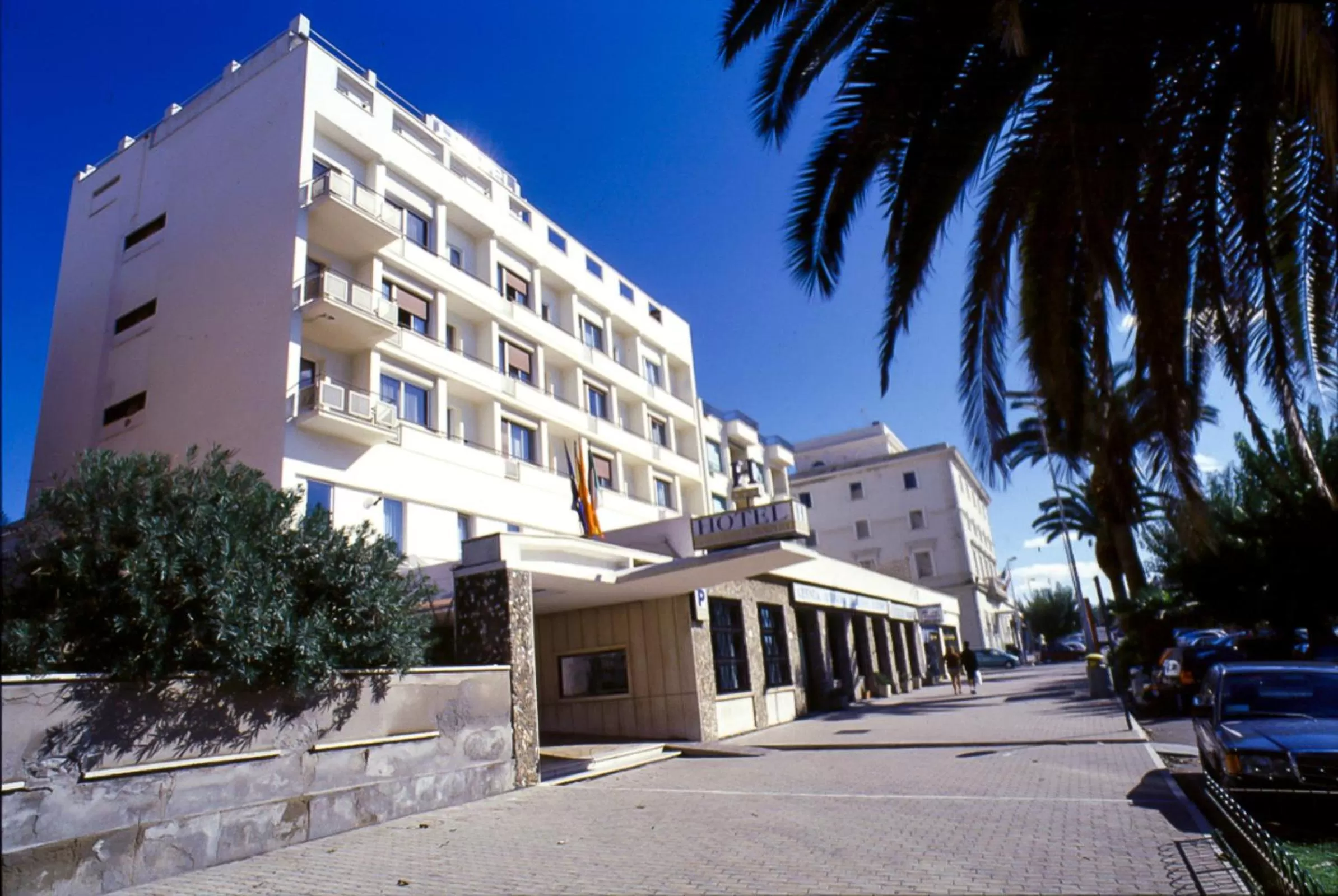 Facade/entrance in Hotel Mediterraneo