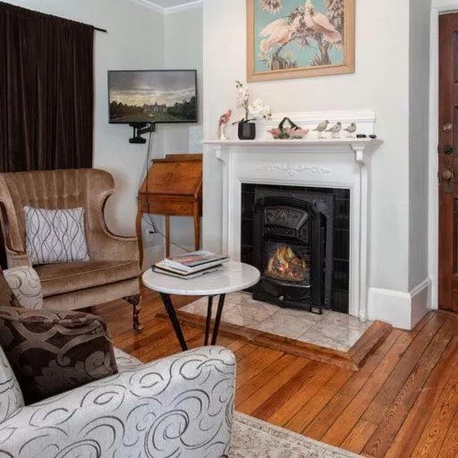Living room, Seating Area in Black Walnut B&B Inn