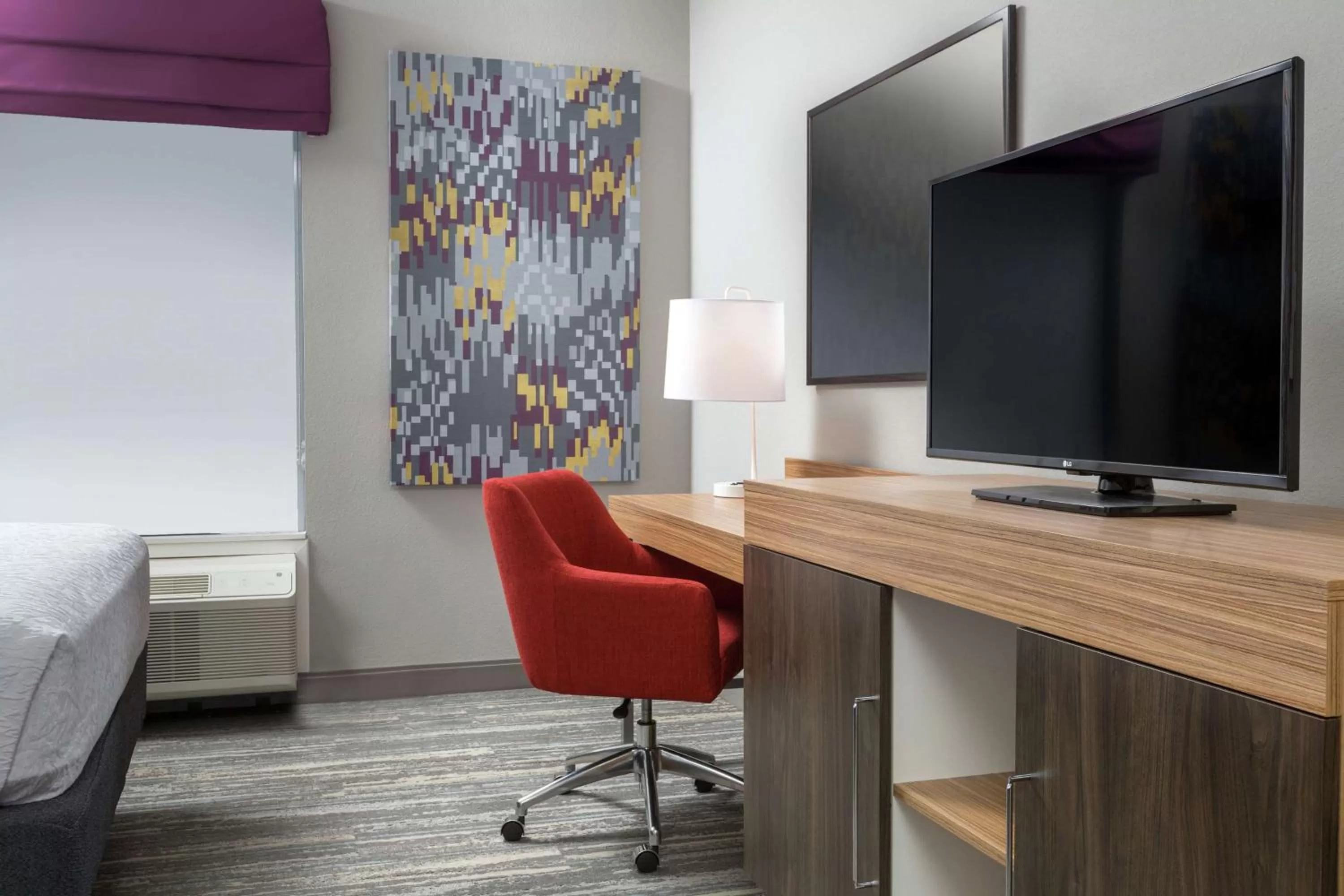 Bedroom in Hampton Inn & Suites Reno/Sparks