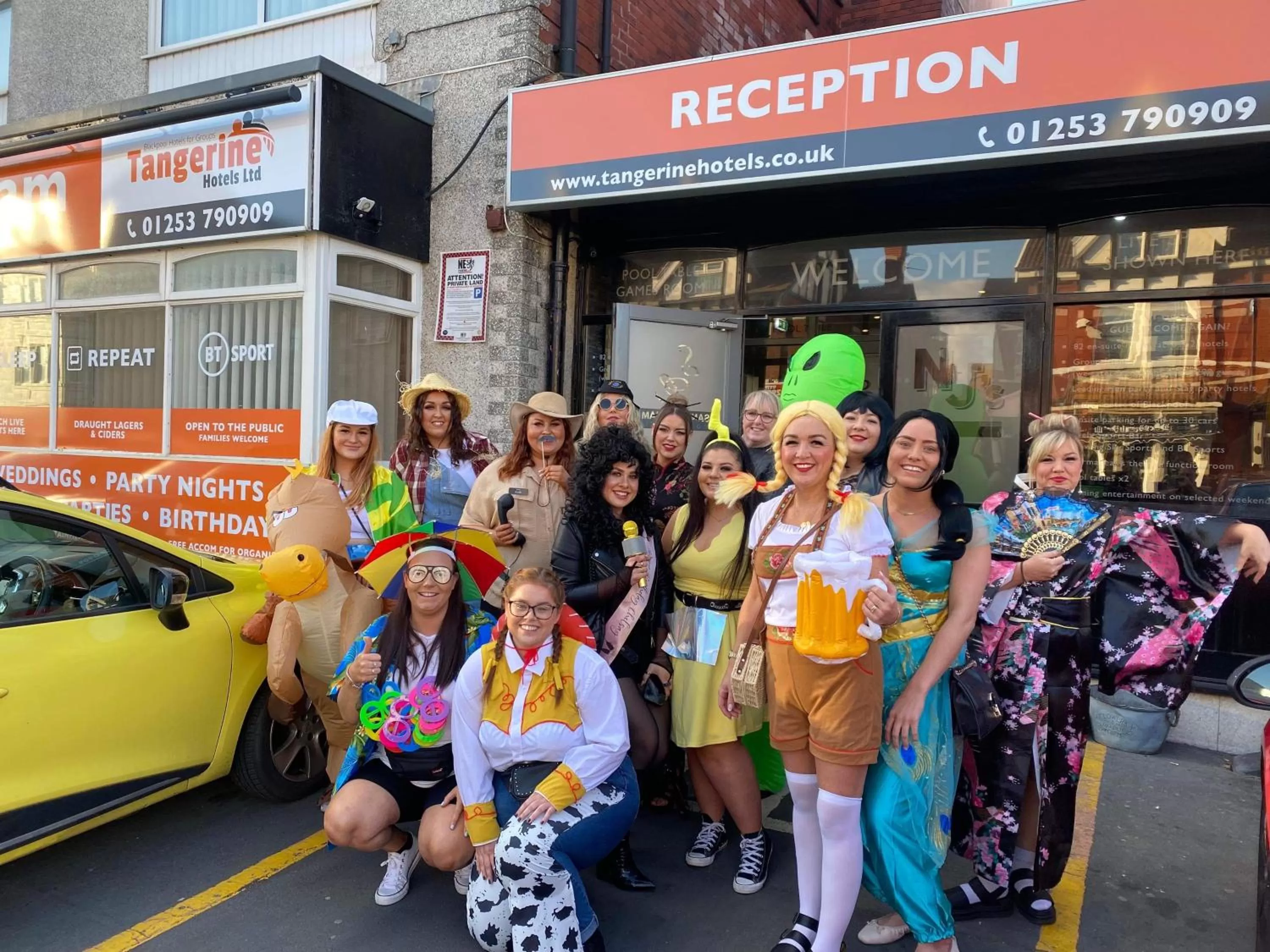 People in The Sandringham Court Hotel & Sports Bar-Groups Welcome here-High Speed Wi-Fi