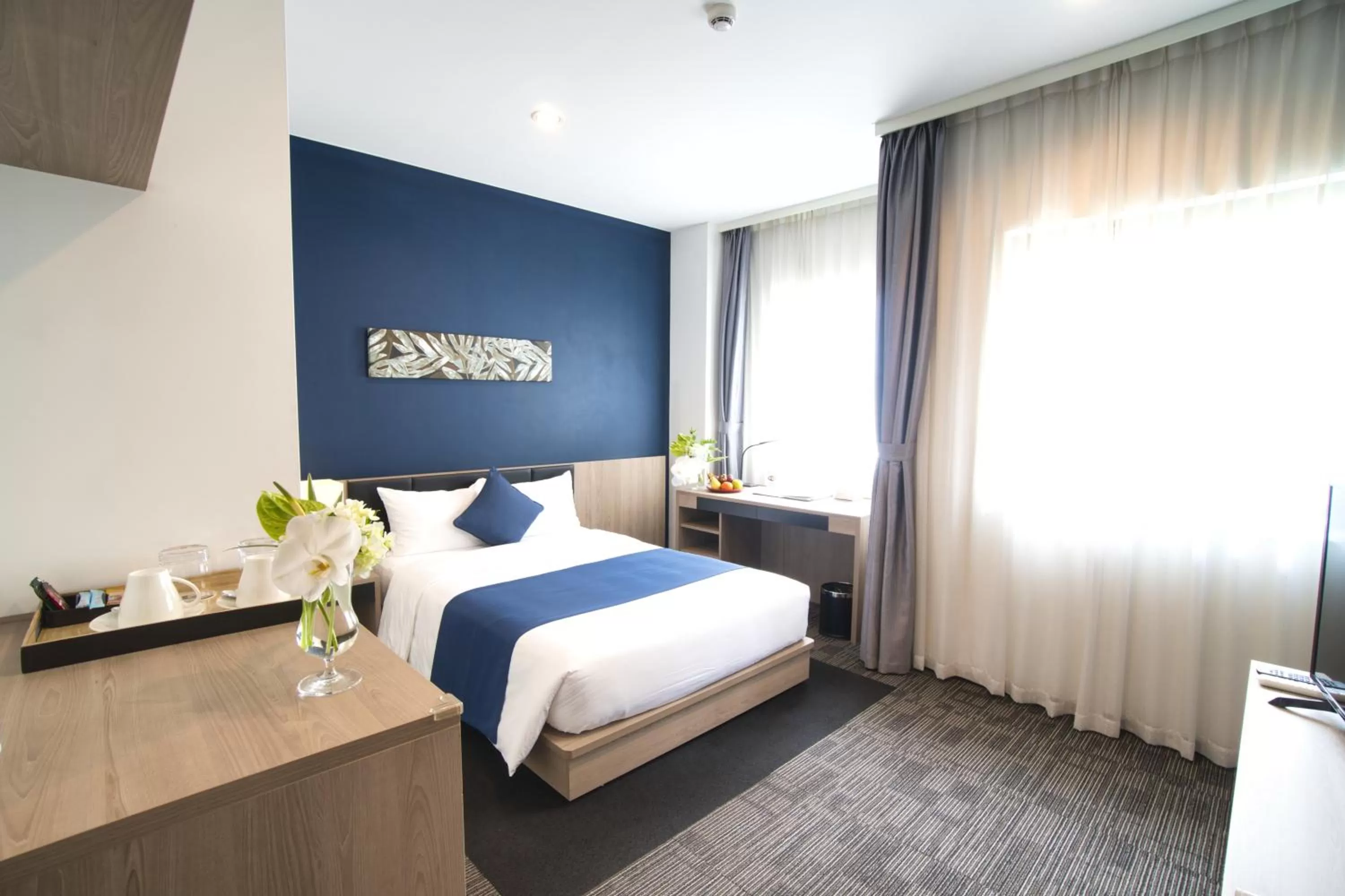 Photo of the whole room, Bed in Roygent Parks Hanoi