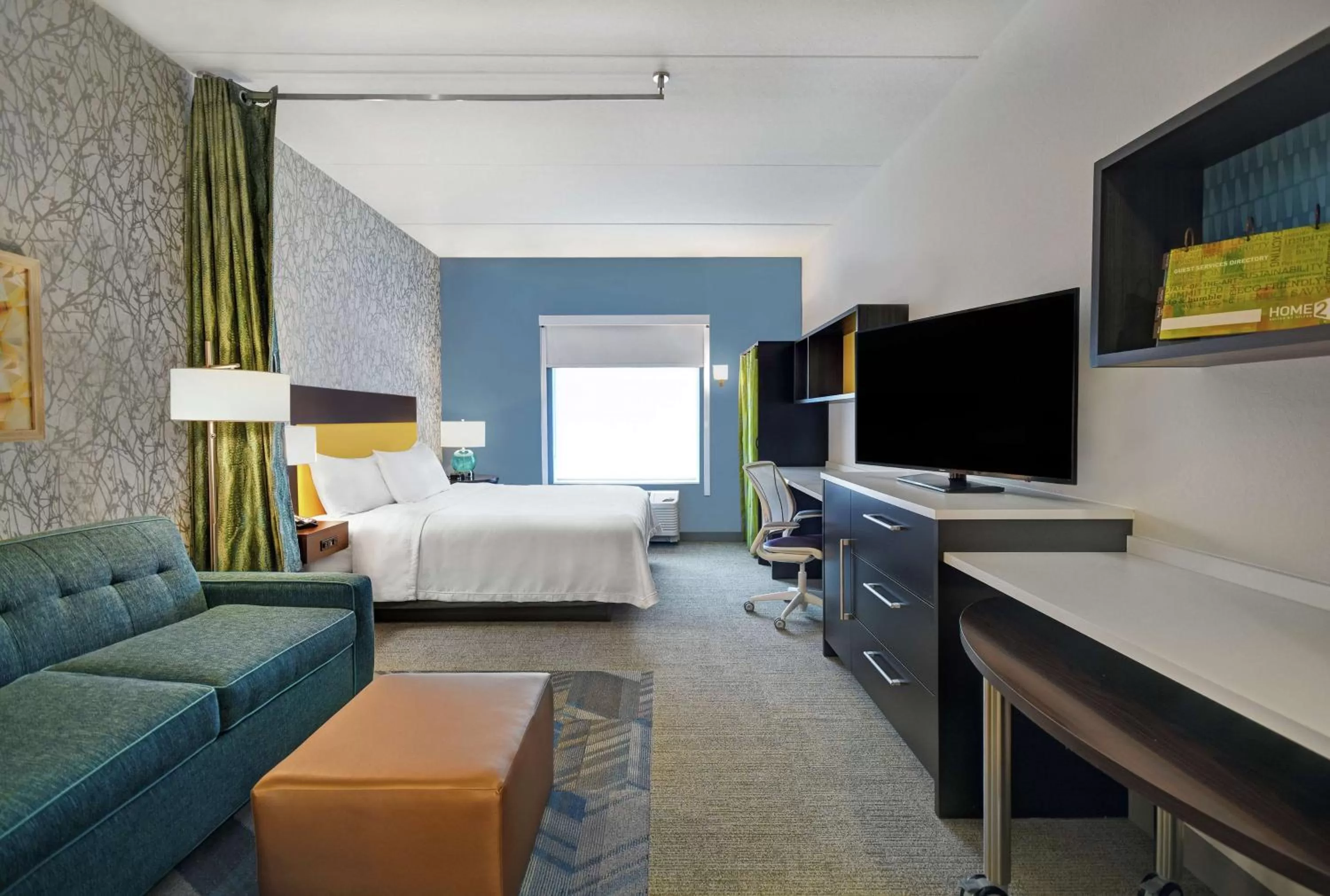 Bedroom, Bed in Home2 Suites By Hilton Lawrenceville Atlanta Sugarloaf, Ga