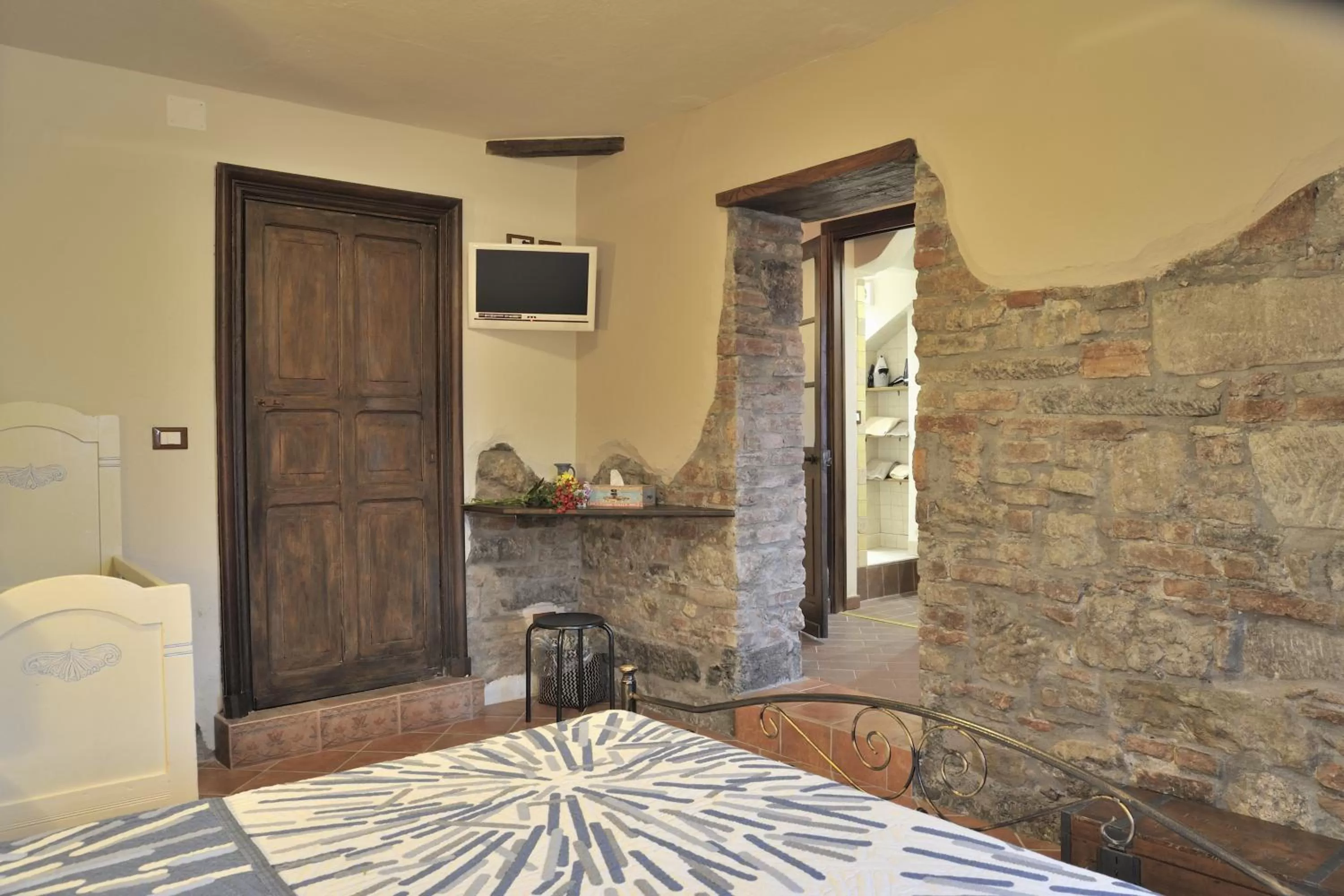 Photo of the whole room, Bed in B&B Borgo Cortese