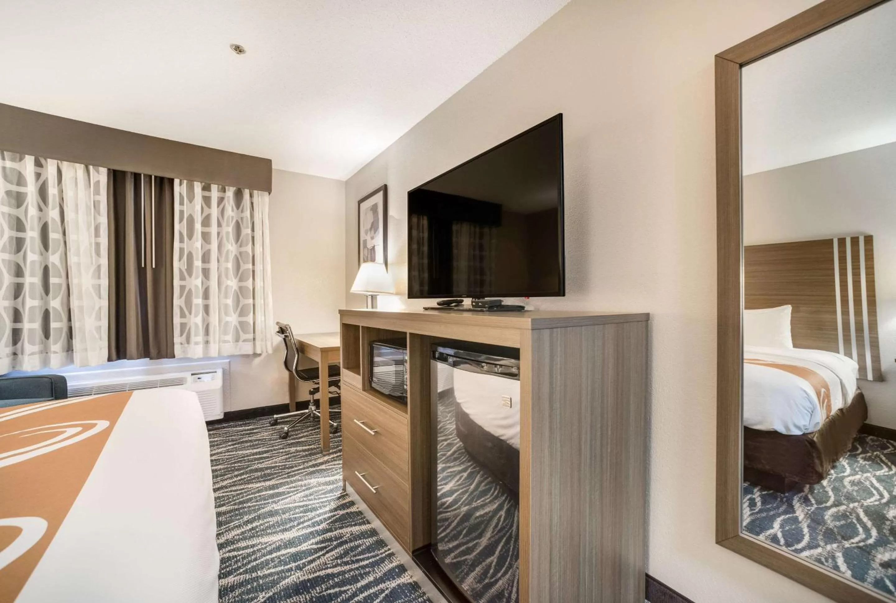 Photo of the whole room, Bed in Quality Inn Effingham North