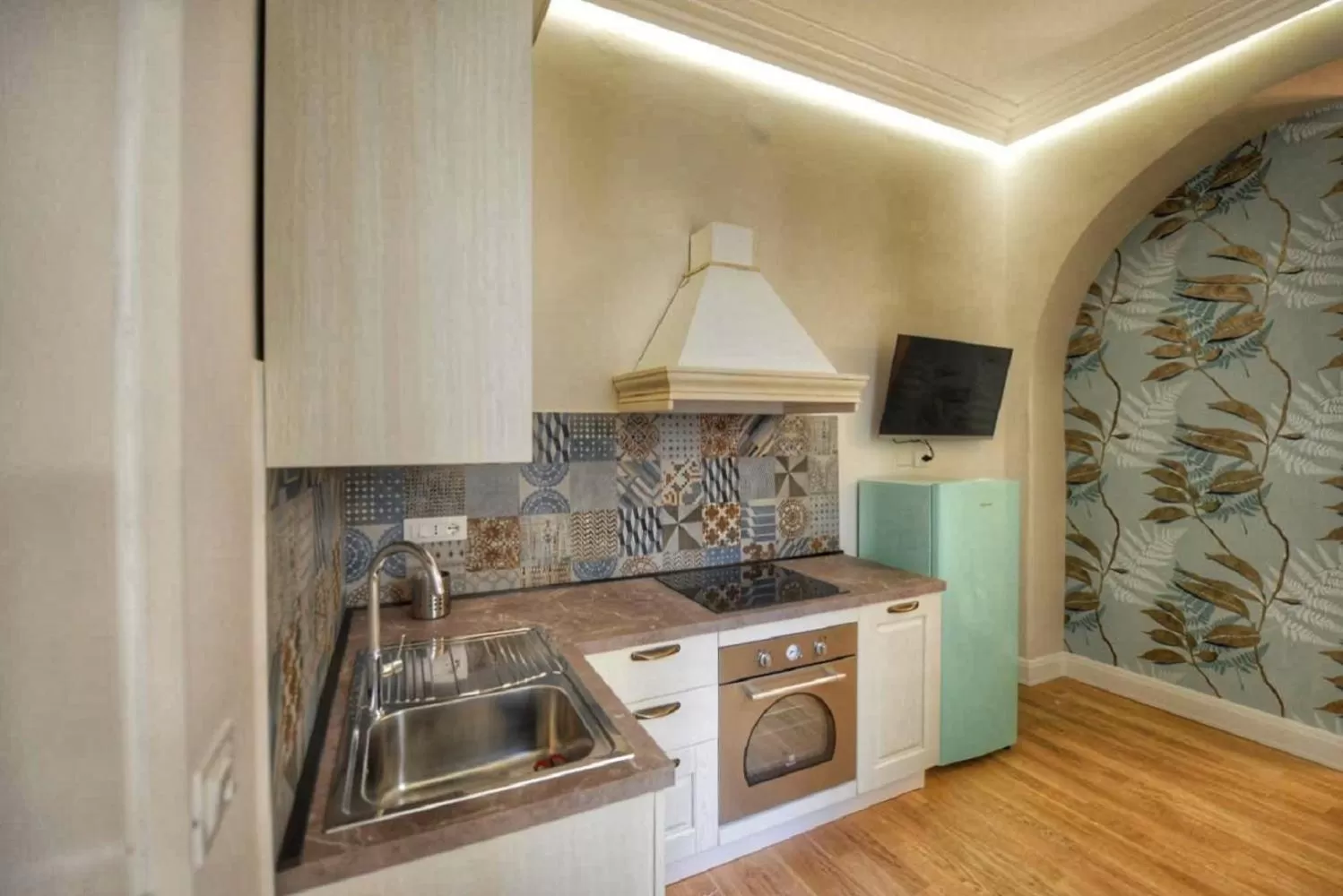 Kitchen or kitchenette in Domus D'Angelo B&B