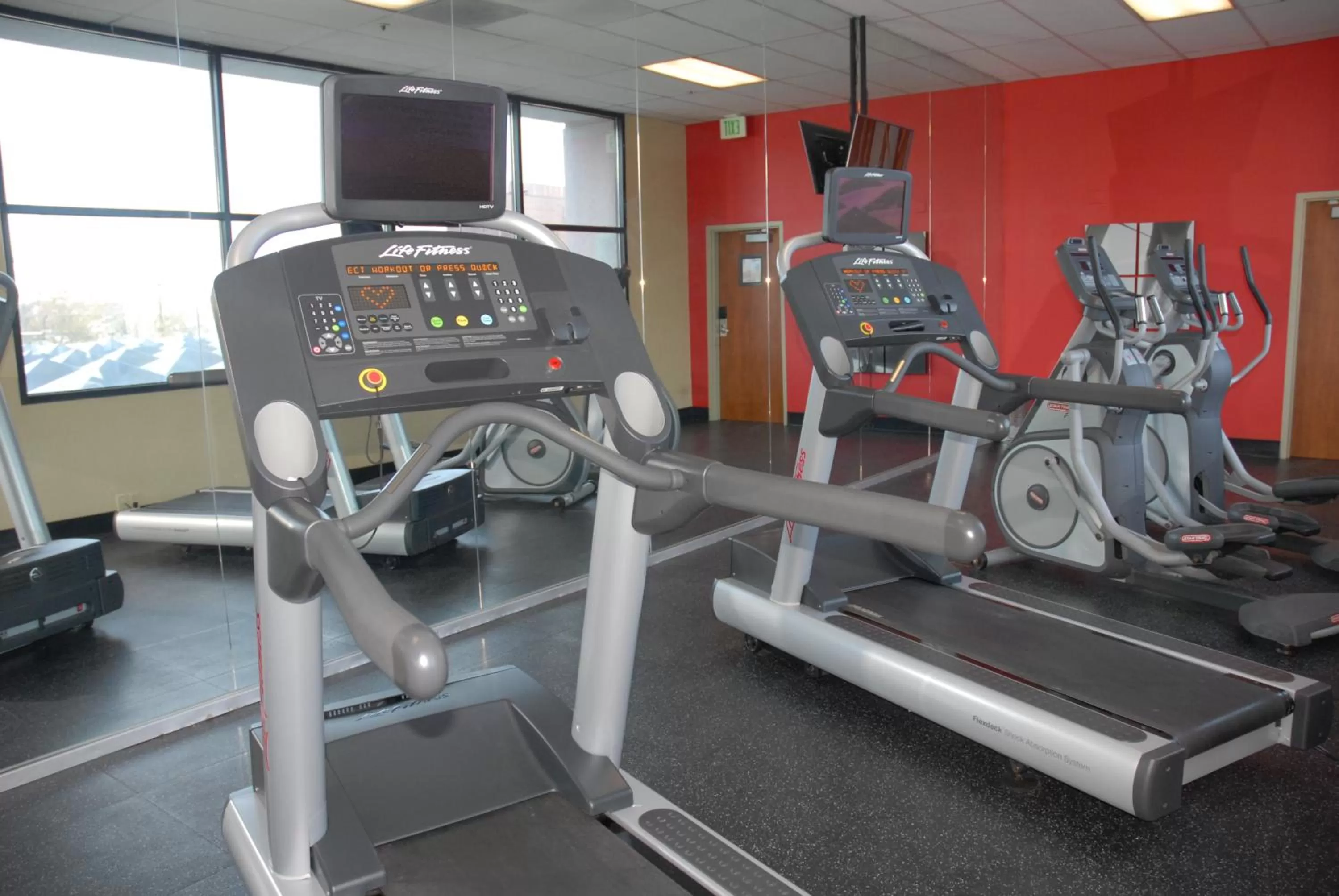 Fitness centre/facilities in Radisson Hotel Salt Lake City Downtown