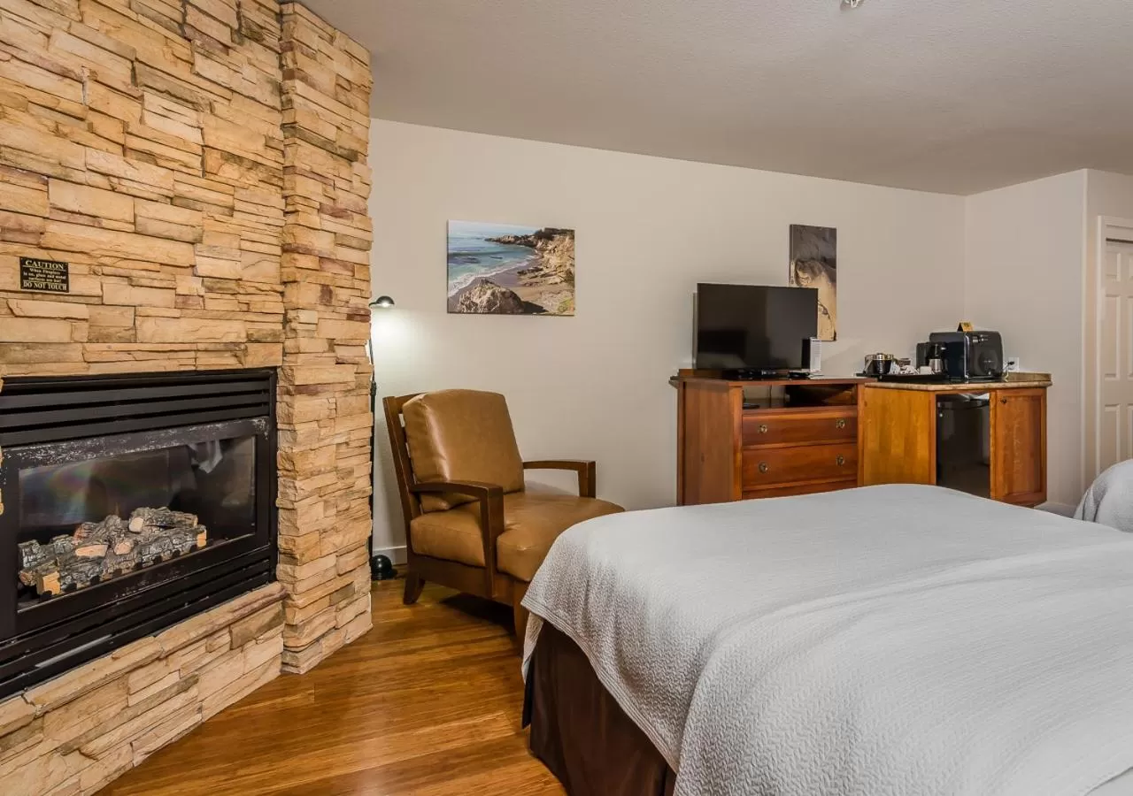 TV and multimedia, TV/Entertainment Center in Moonstone Landing