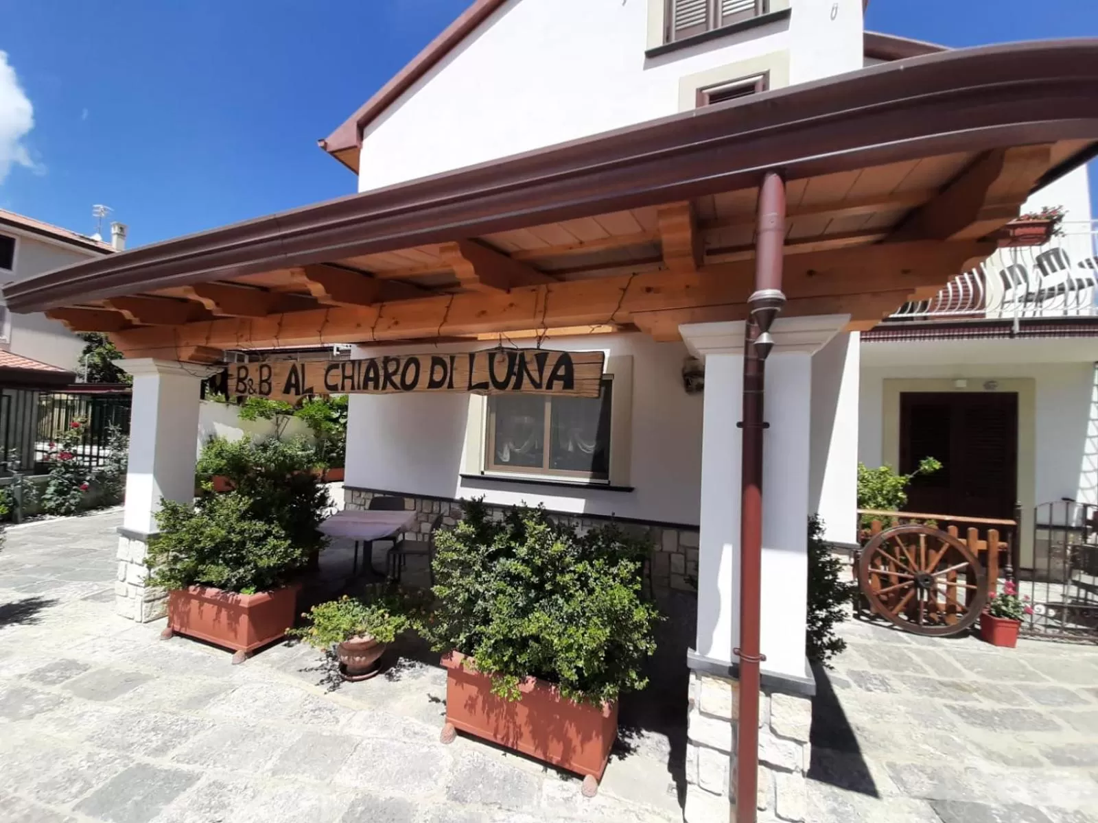 Property building in Al Chiaro di Luna